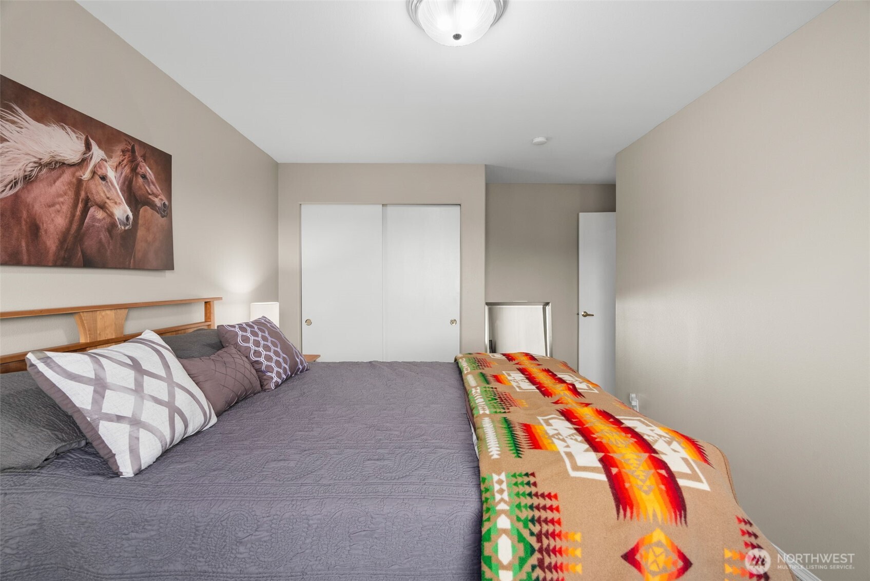 650 Medallion Place E