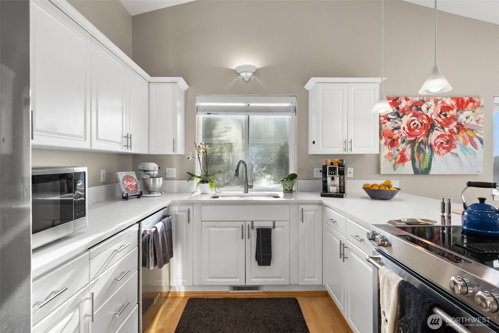 650 Medallion Place E