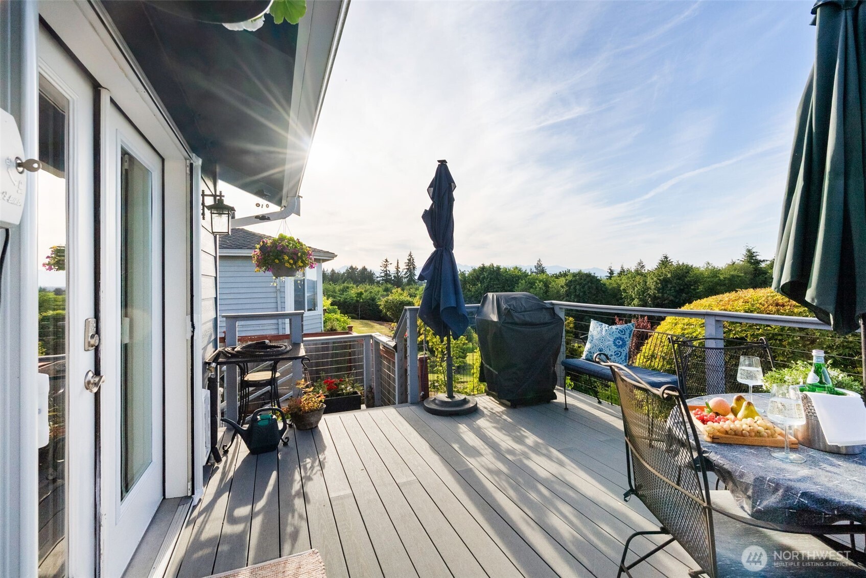 650 Medallion Place E