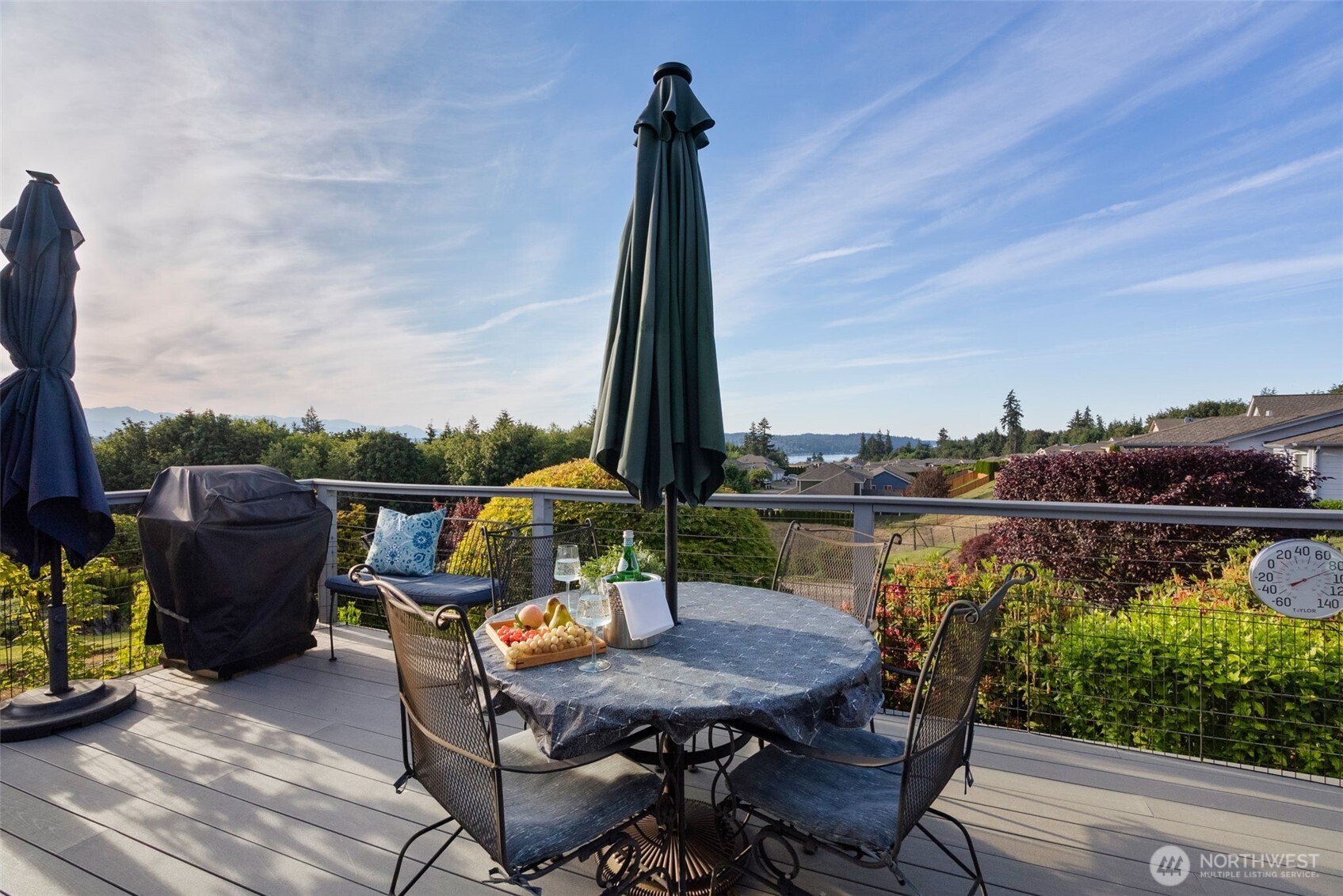 650 Medallion Place E