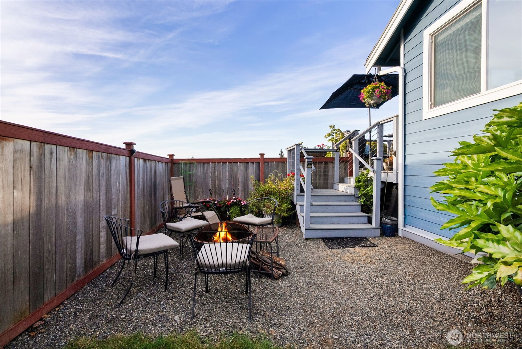 650 Medallion Place E