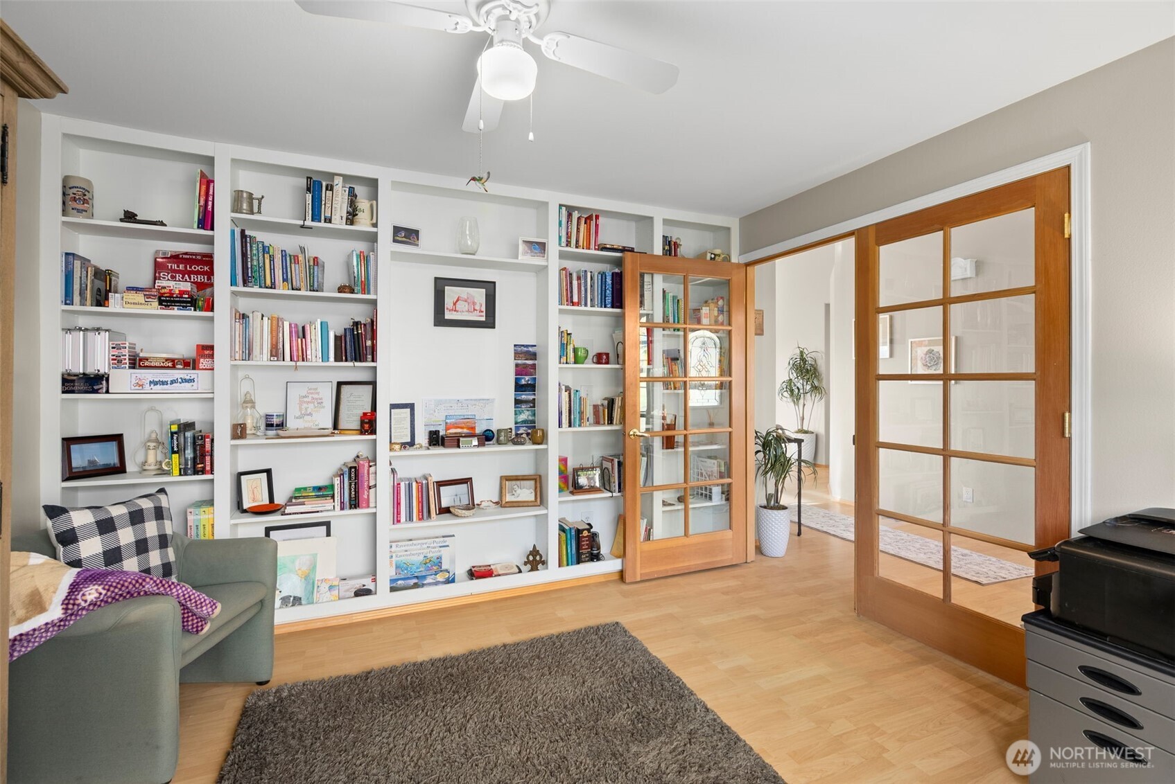 650 Medallion Place E