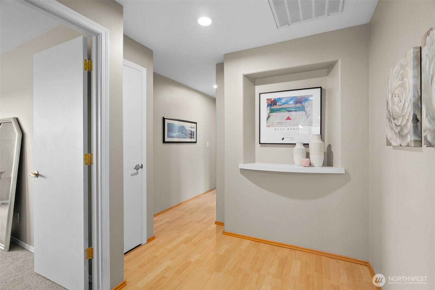 650 Medallion Place E