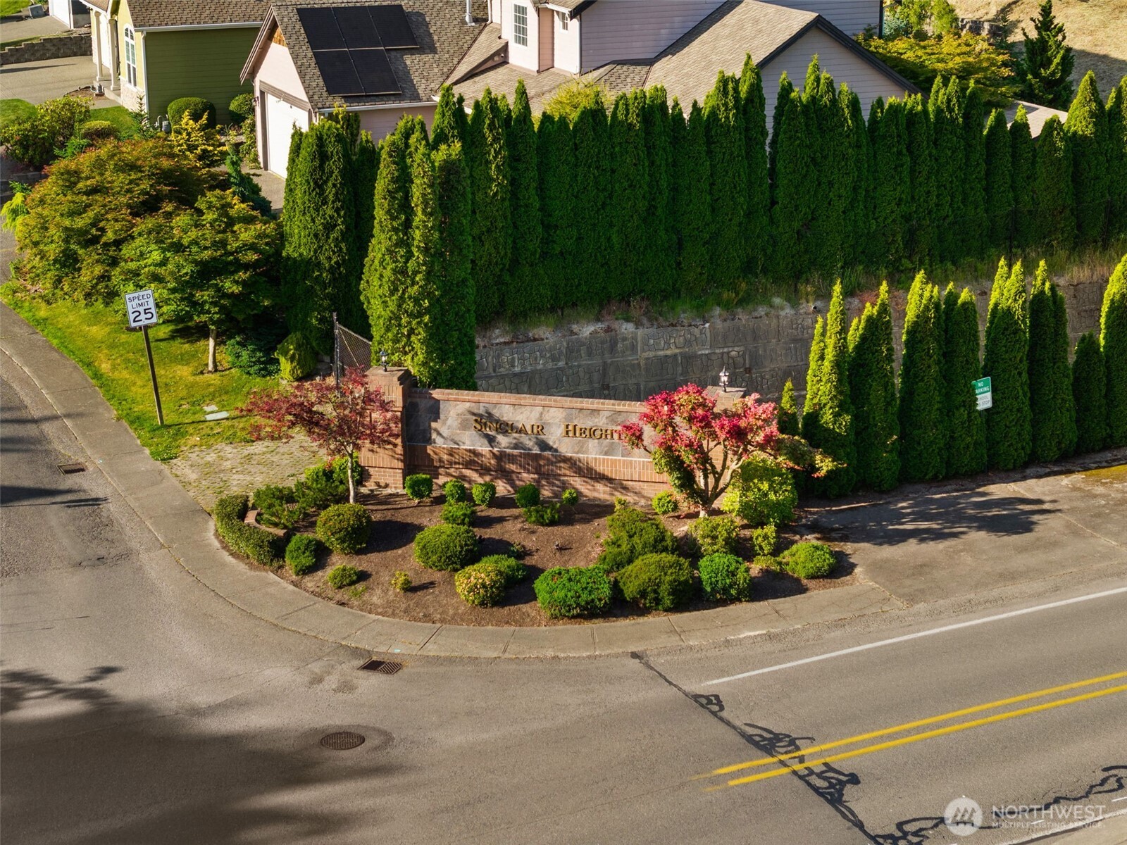 650 Medallion Place E