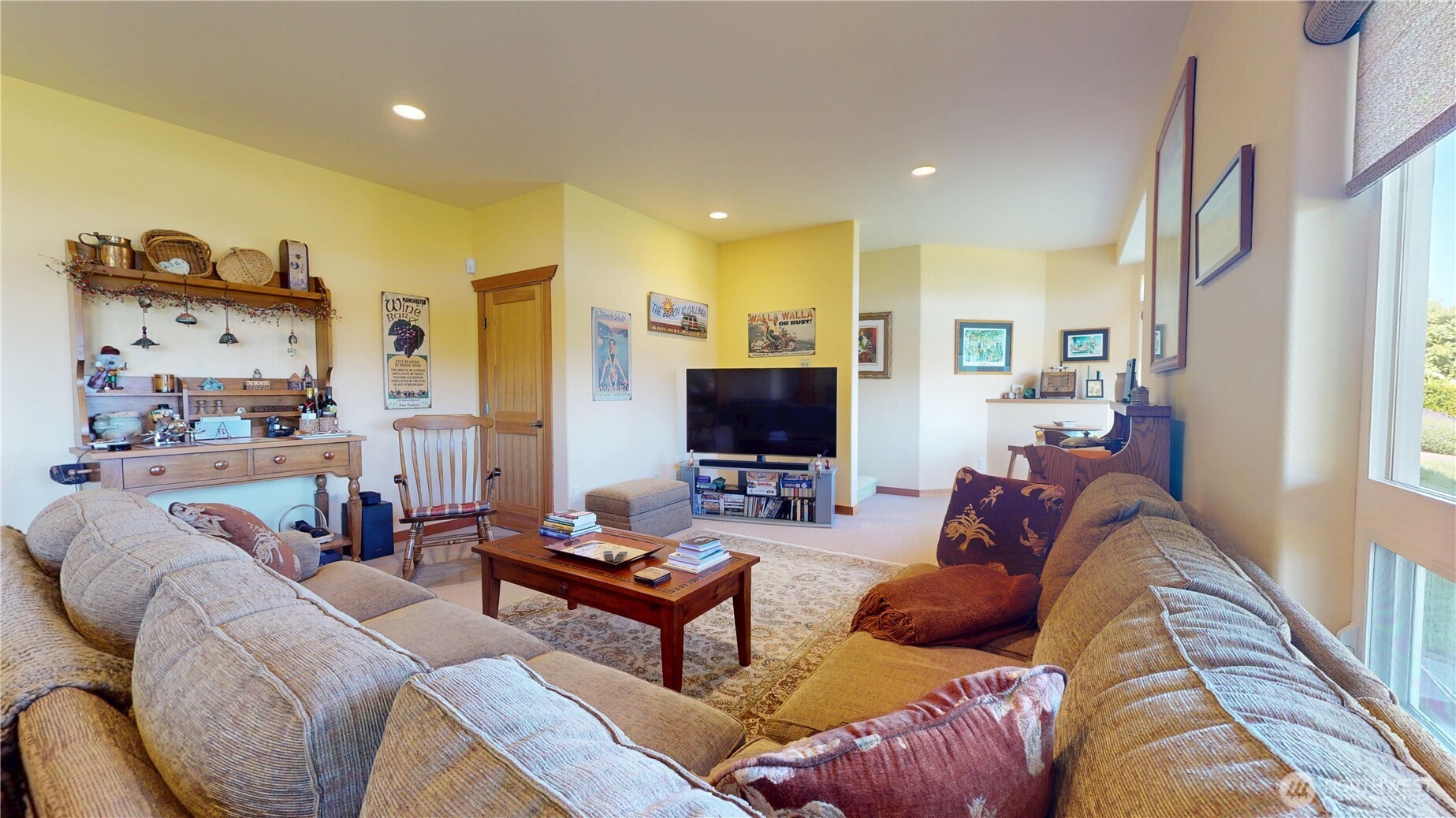 8102 E Perelli Lane