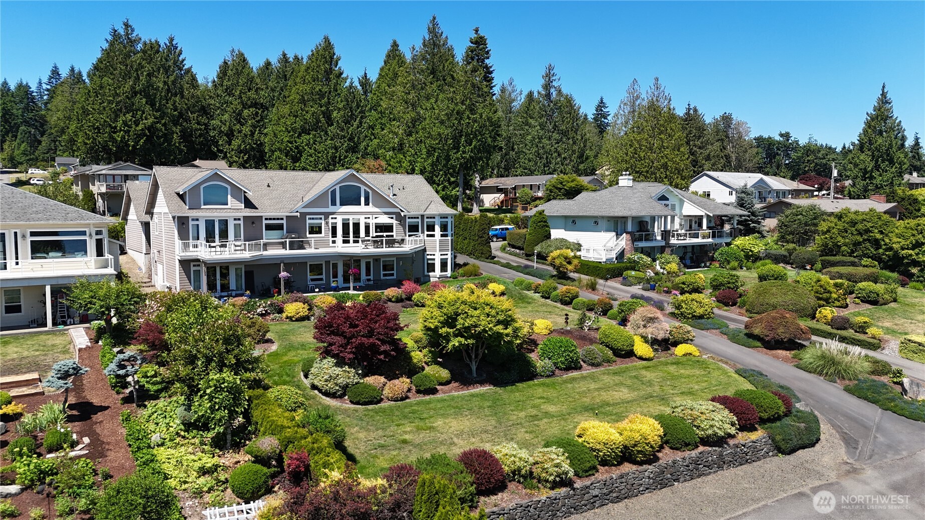 8102 E Perelli Lane