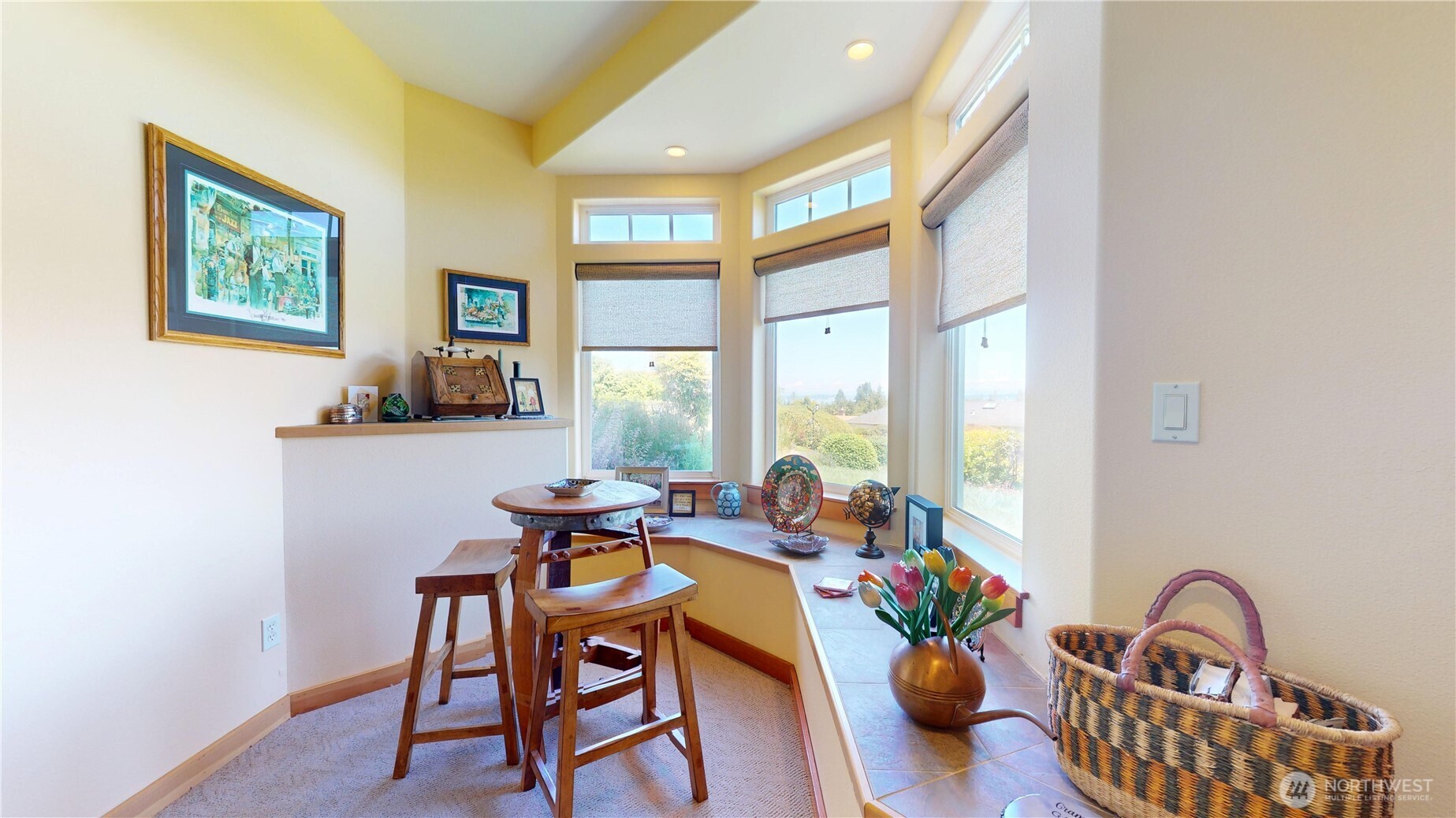 8102 E Perelli Lane