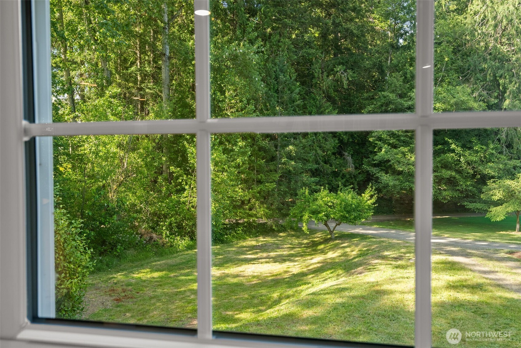 395 NW Blomster Way