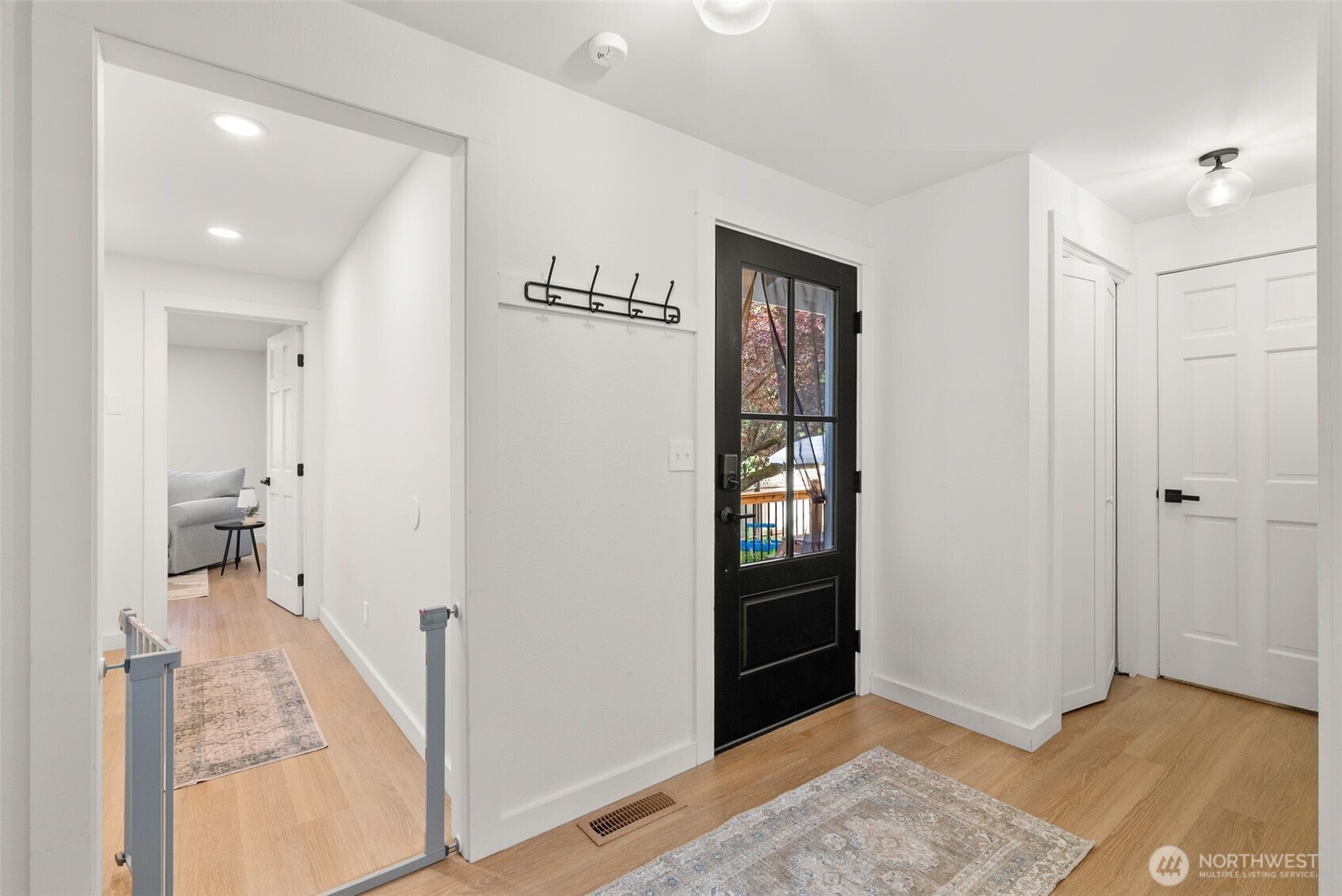 395 NW Blomster Way