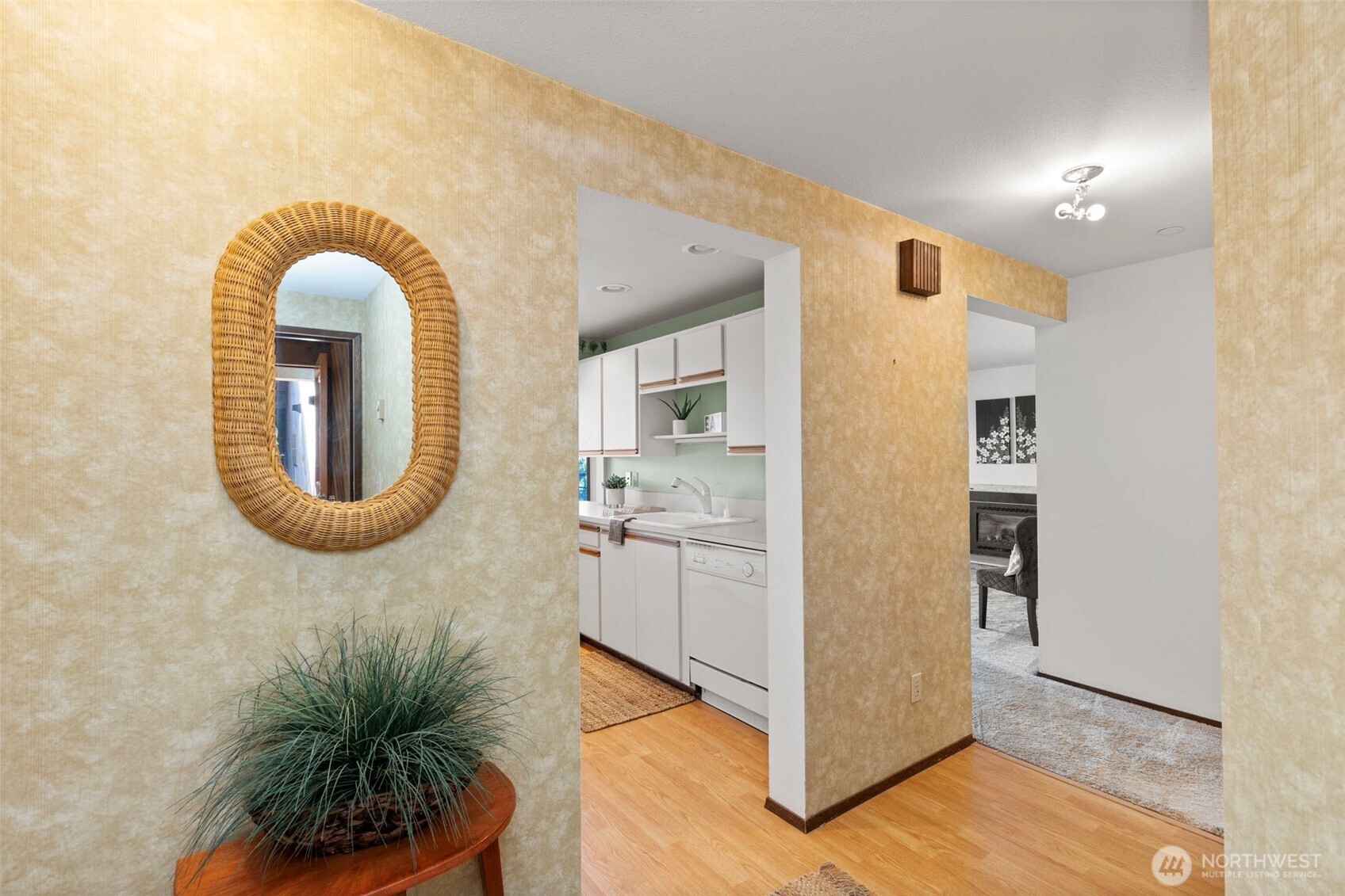 923 Pershing Avenue Unit: 205