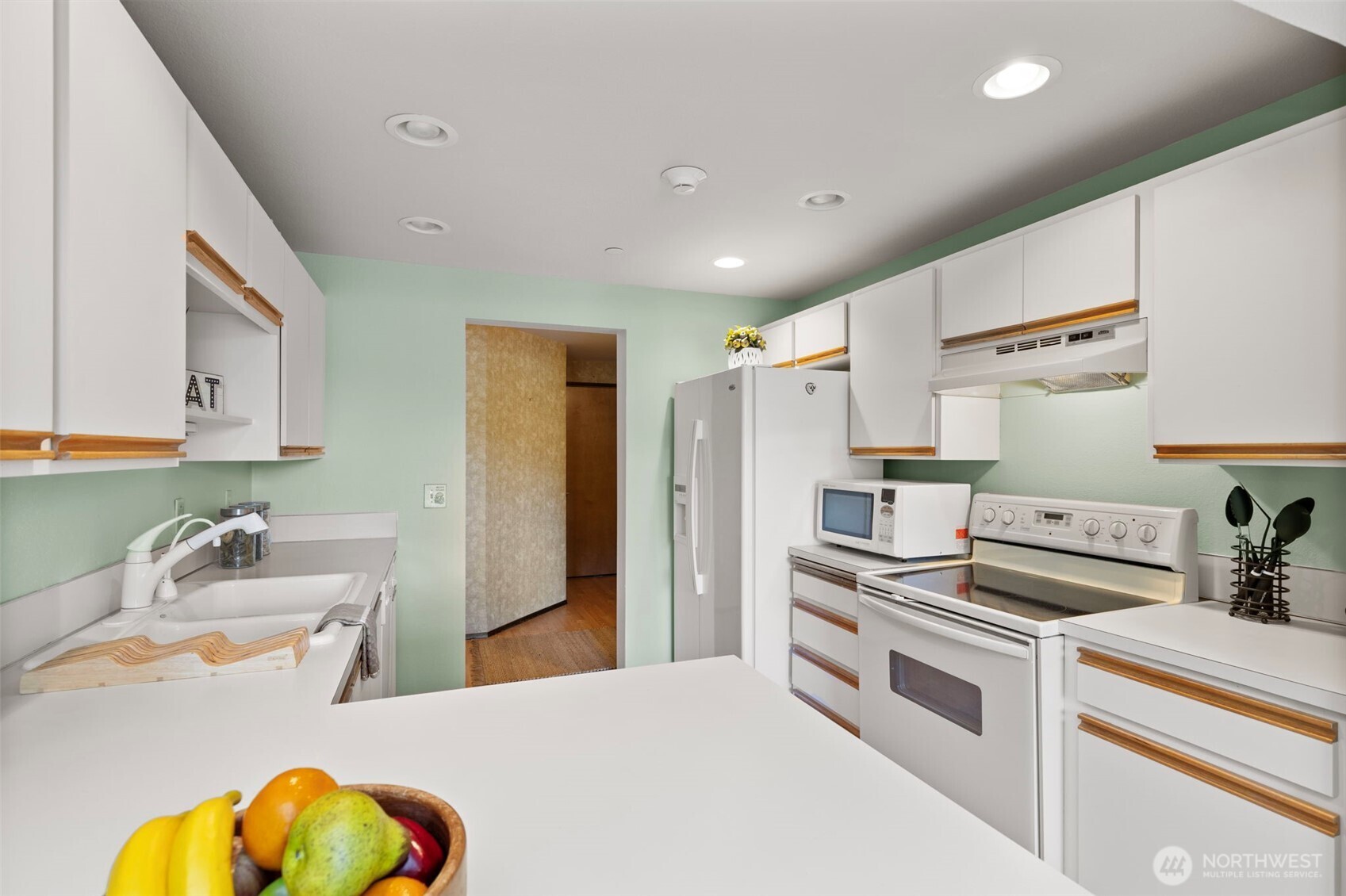 923 Pershing Avenue Unit: 205