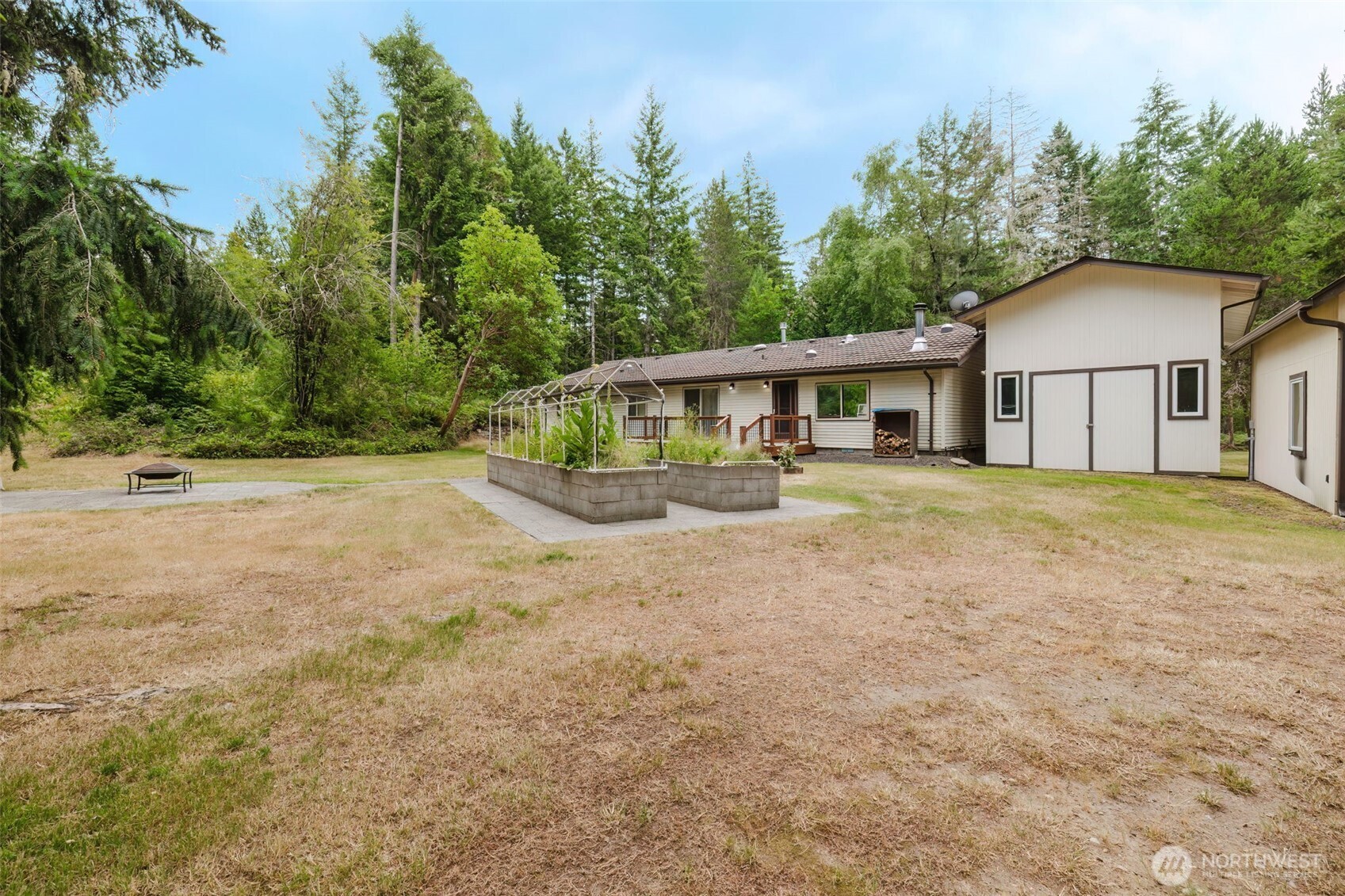 4601 SW Lake Flora Road