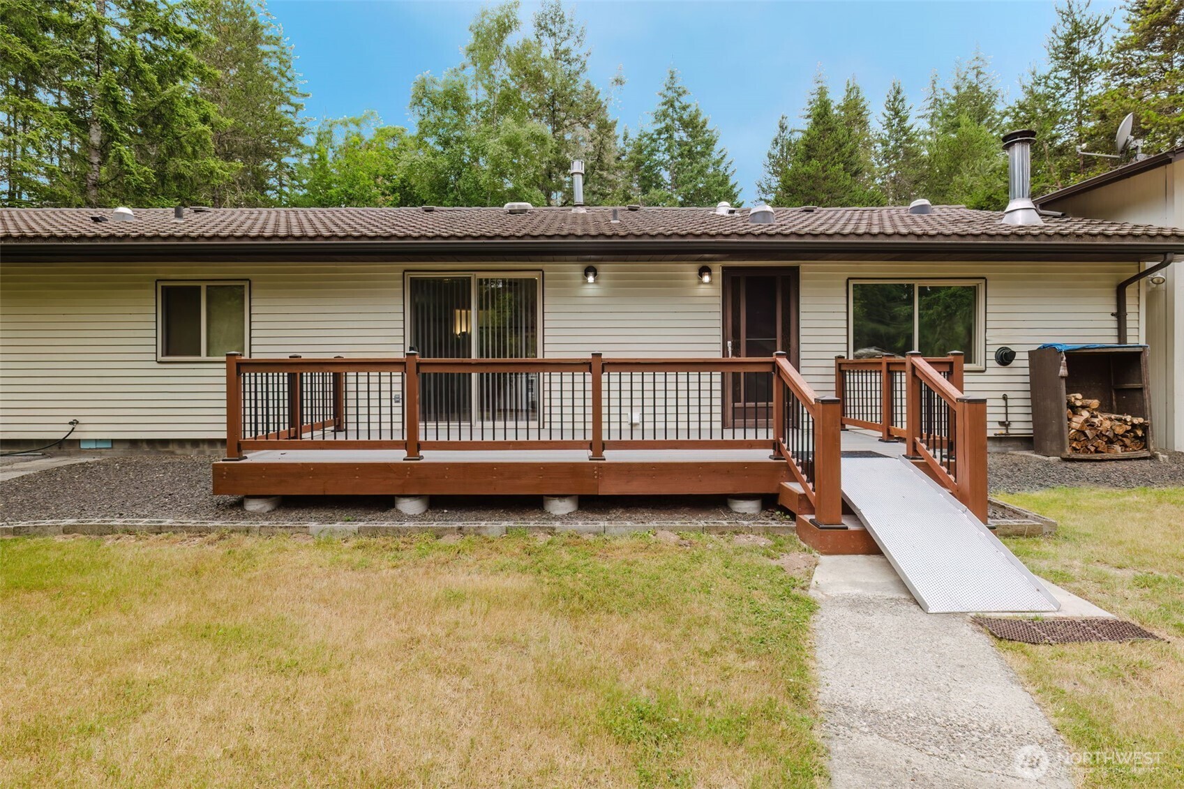 4601 SW Lake Flora Road
