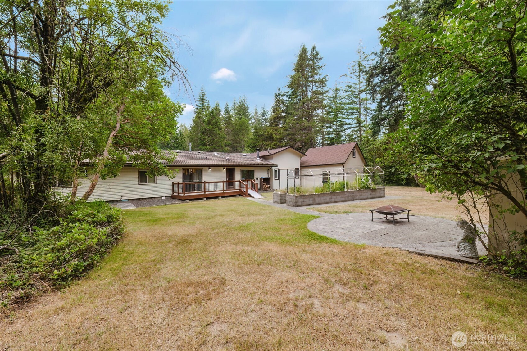 4601 SW Lake Flora Road