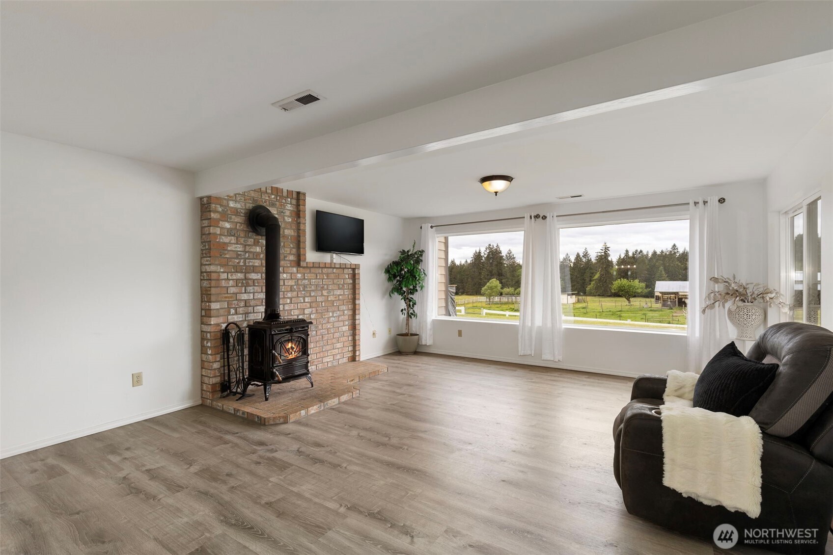 14110 Glenwood Road SW