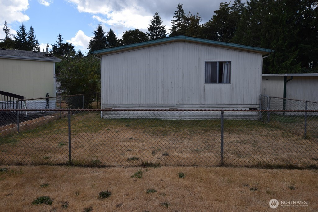 1270 SE Carl Pickel Drive