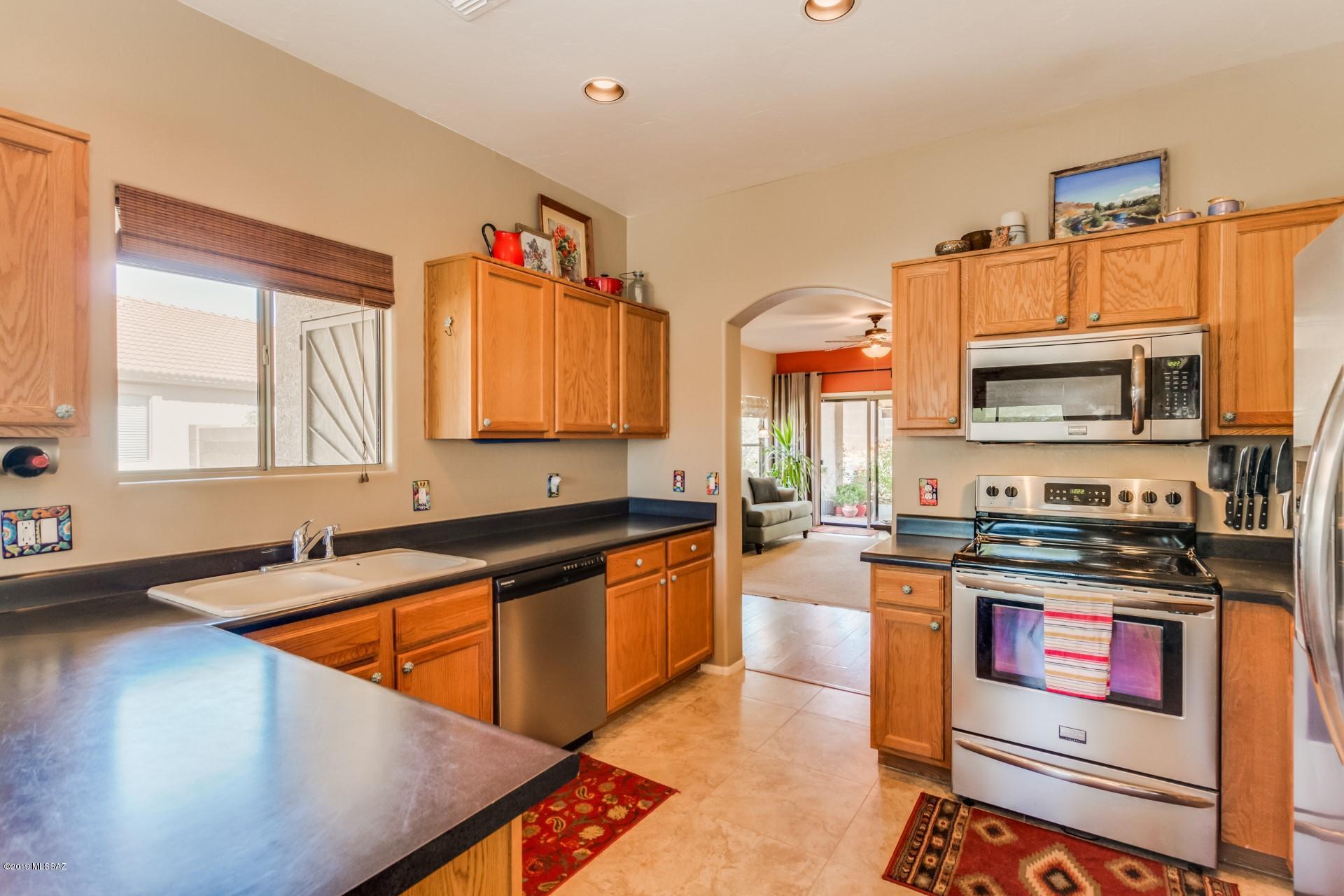 12442 N Pinnacle Vista Court