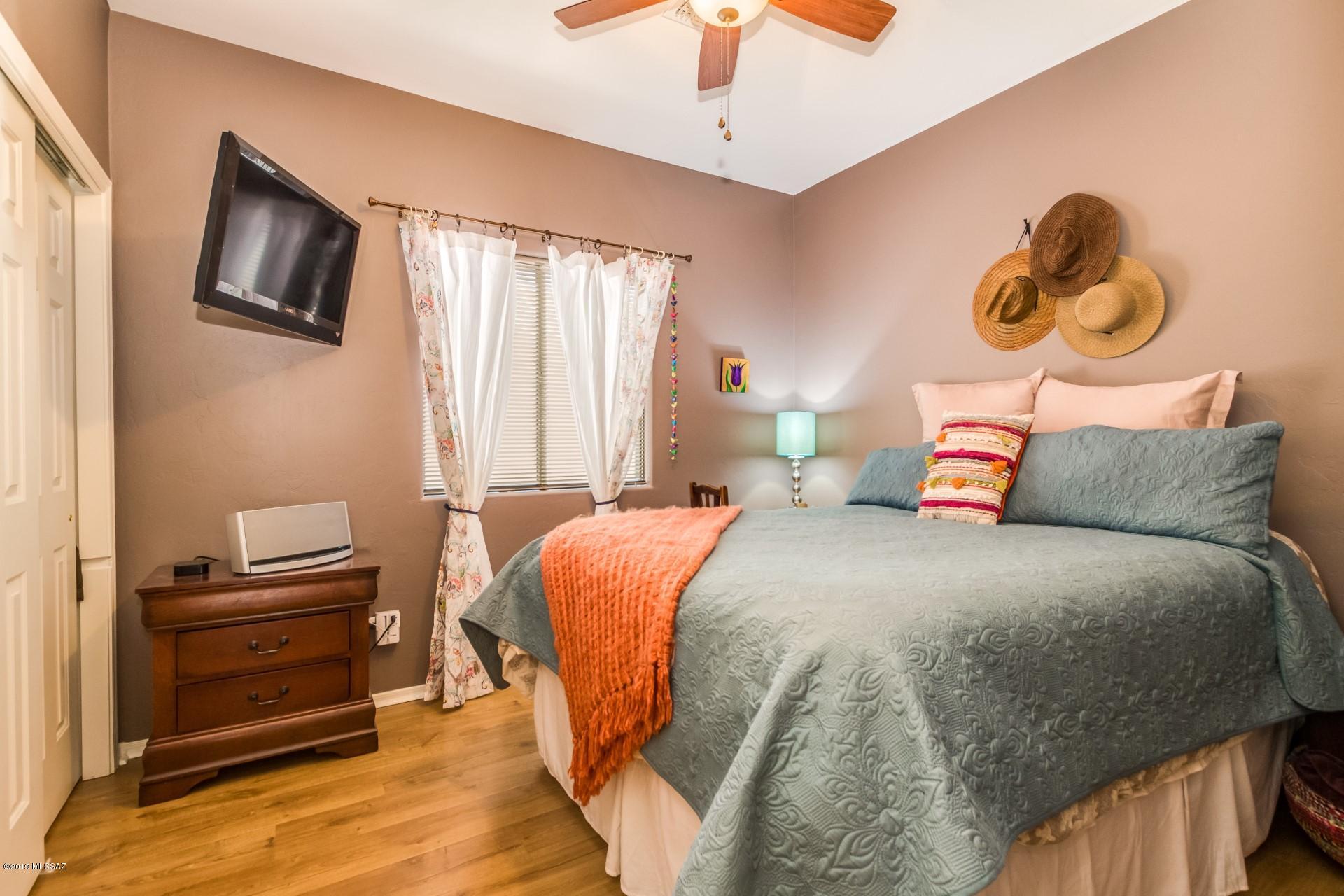 12442 N Pinnacle Vista Court