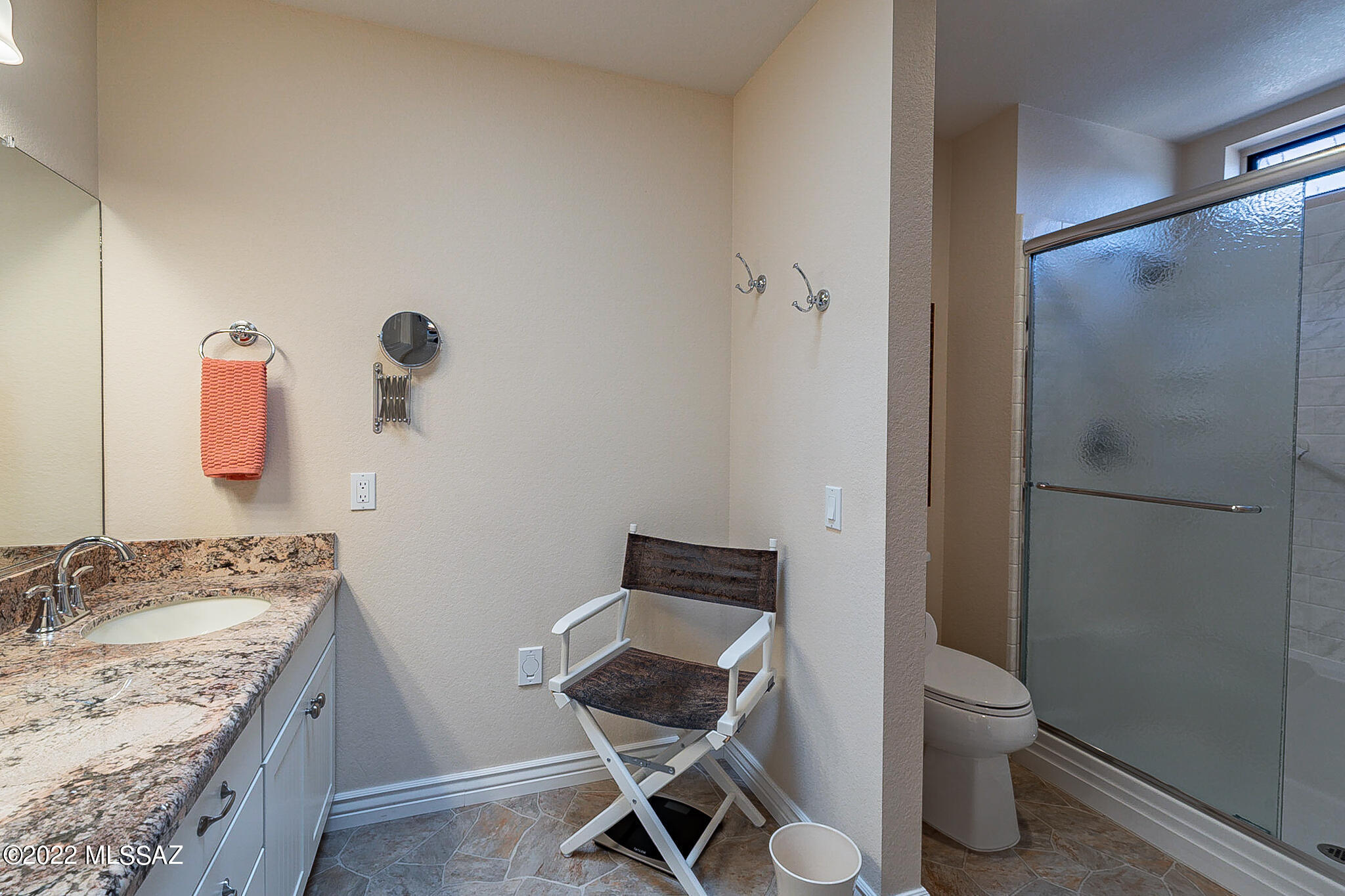 1565 E Broken Bow Way