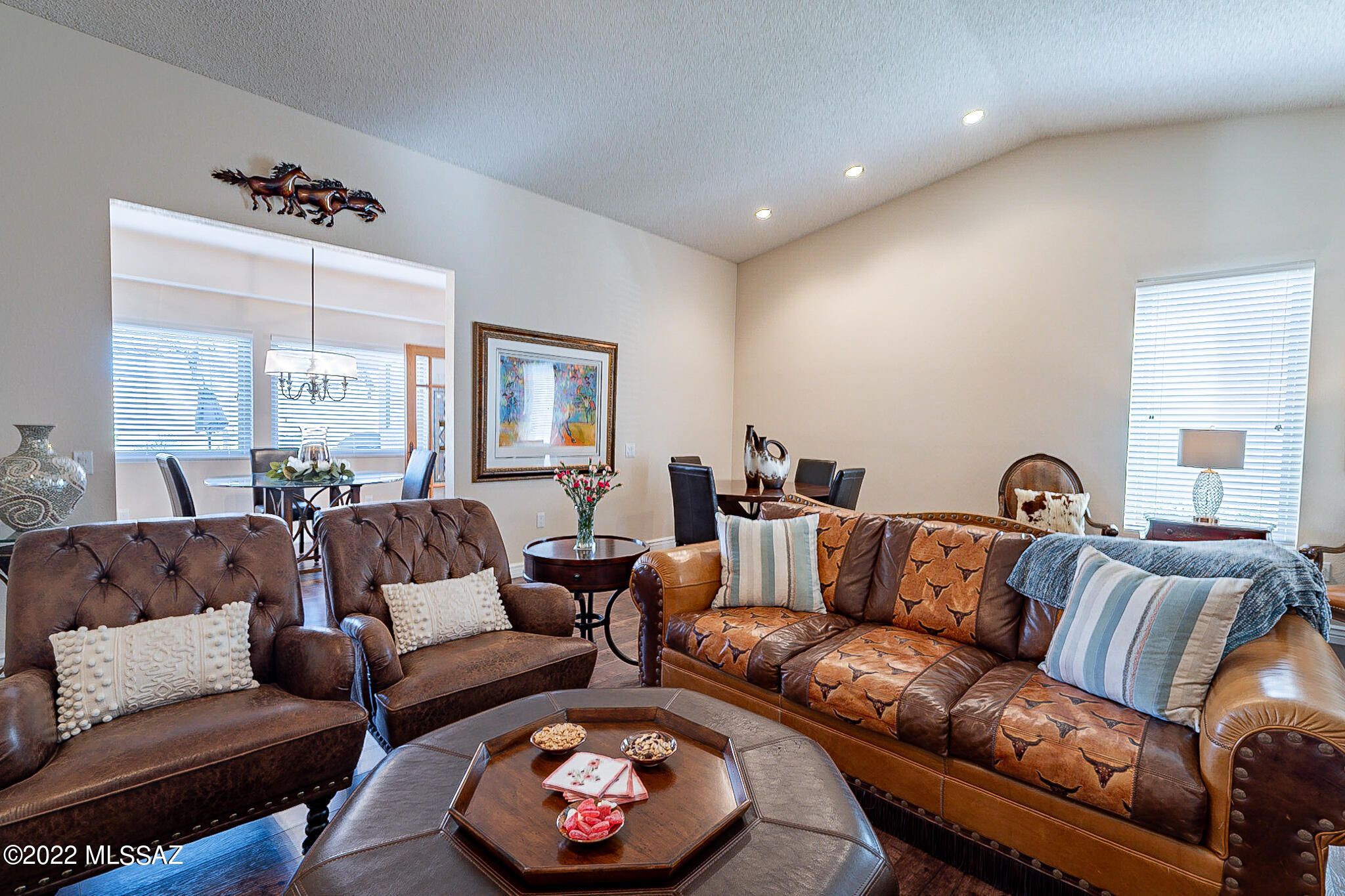 1565 E Broken Bow Way