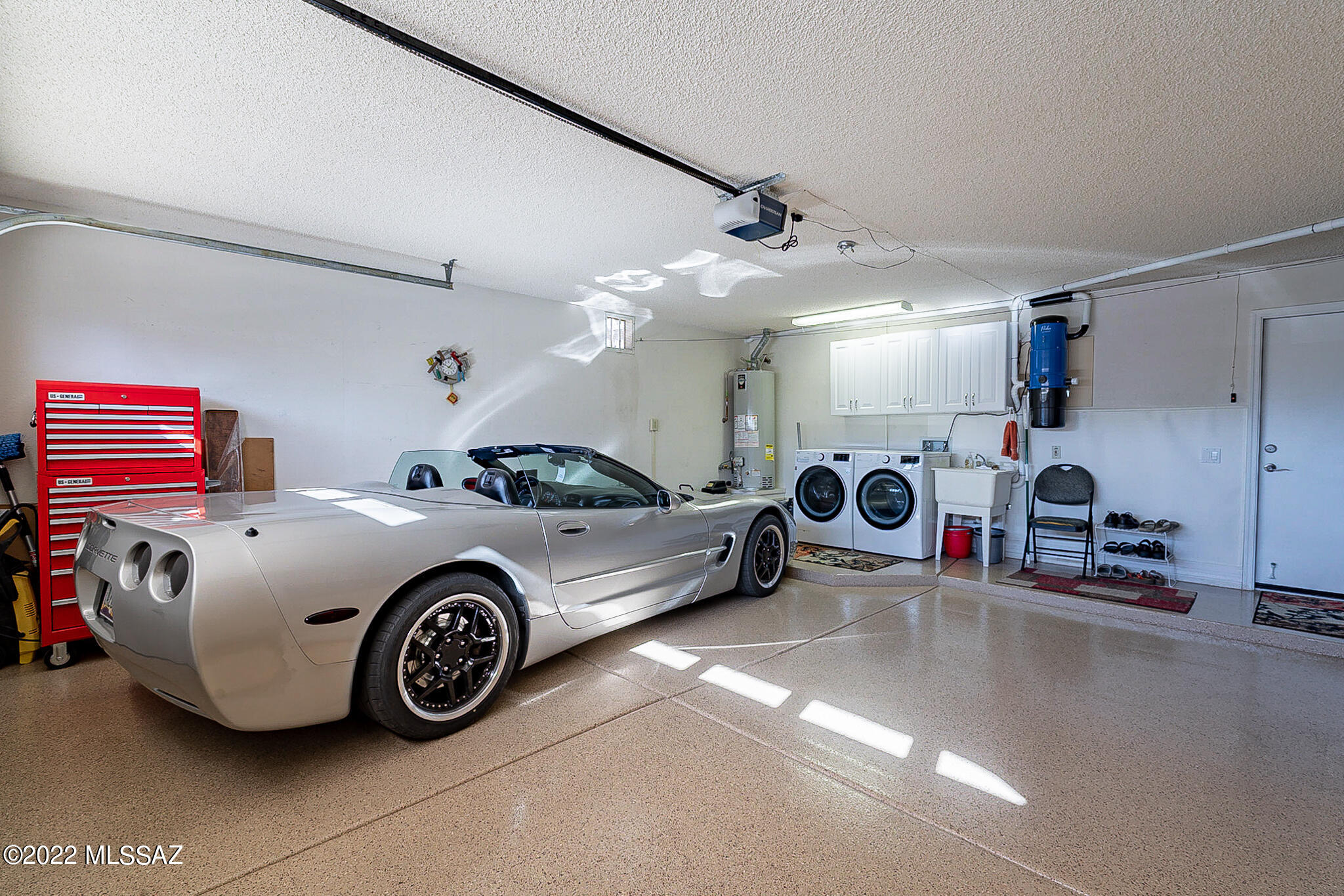 1565 E Broken Bow Way