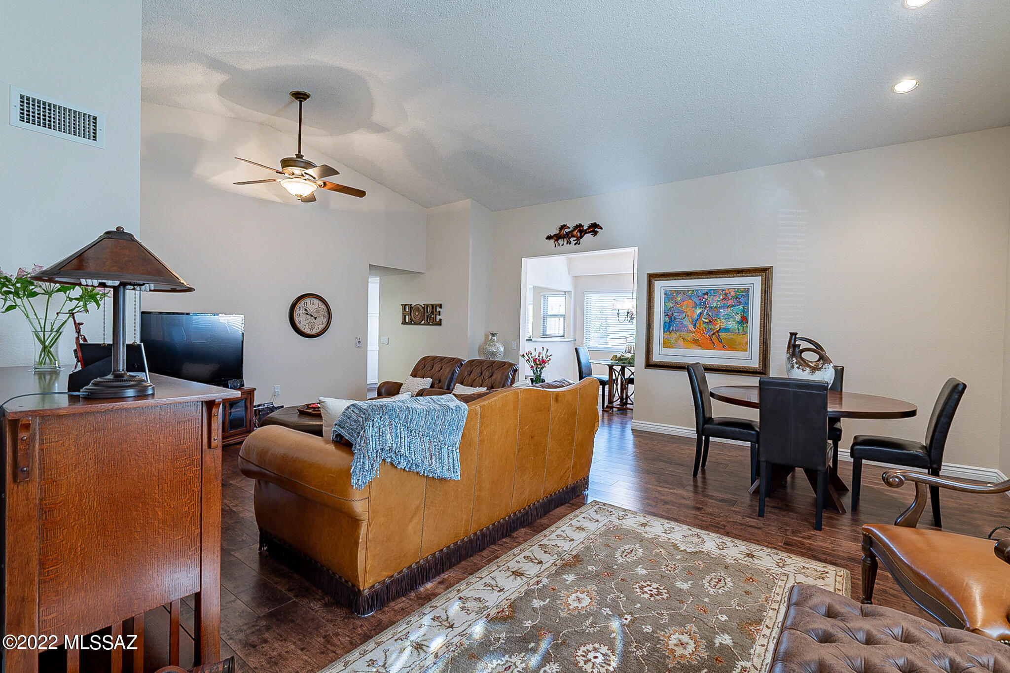 1565 E Broken Bow Way