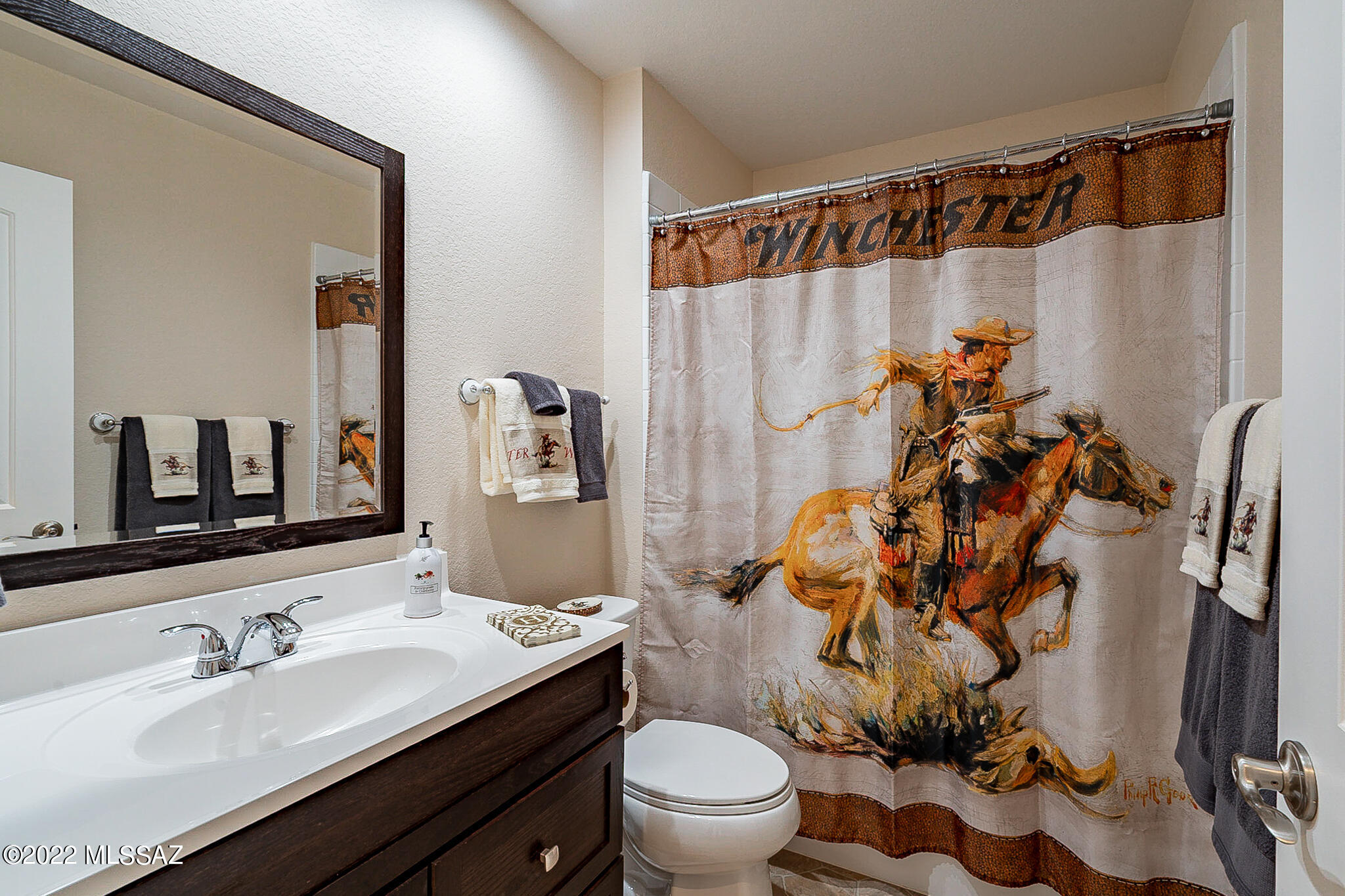 1565 E Broken Bow Way