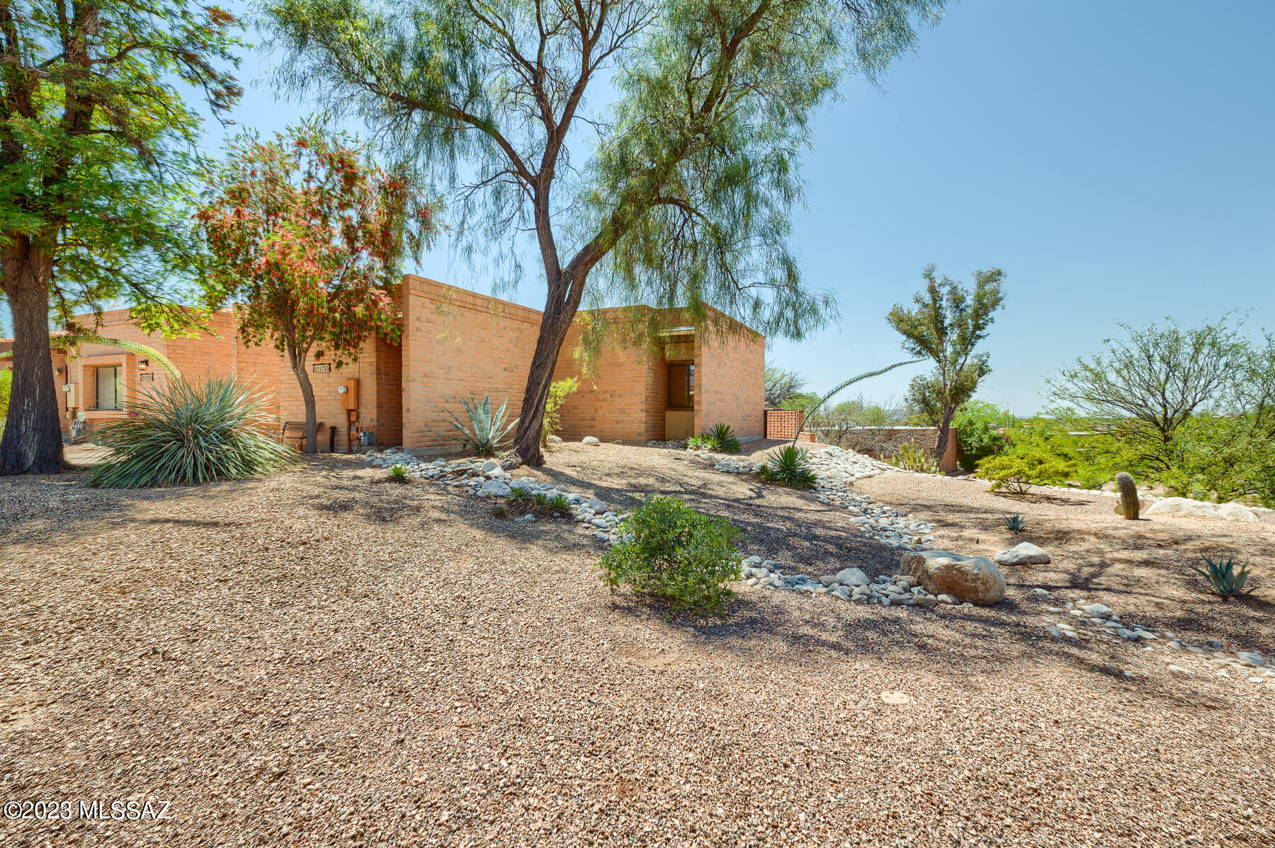 1755 W Dalehaven Circle