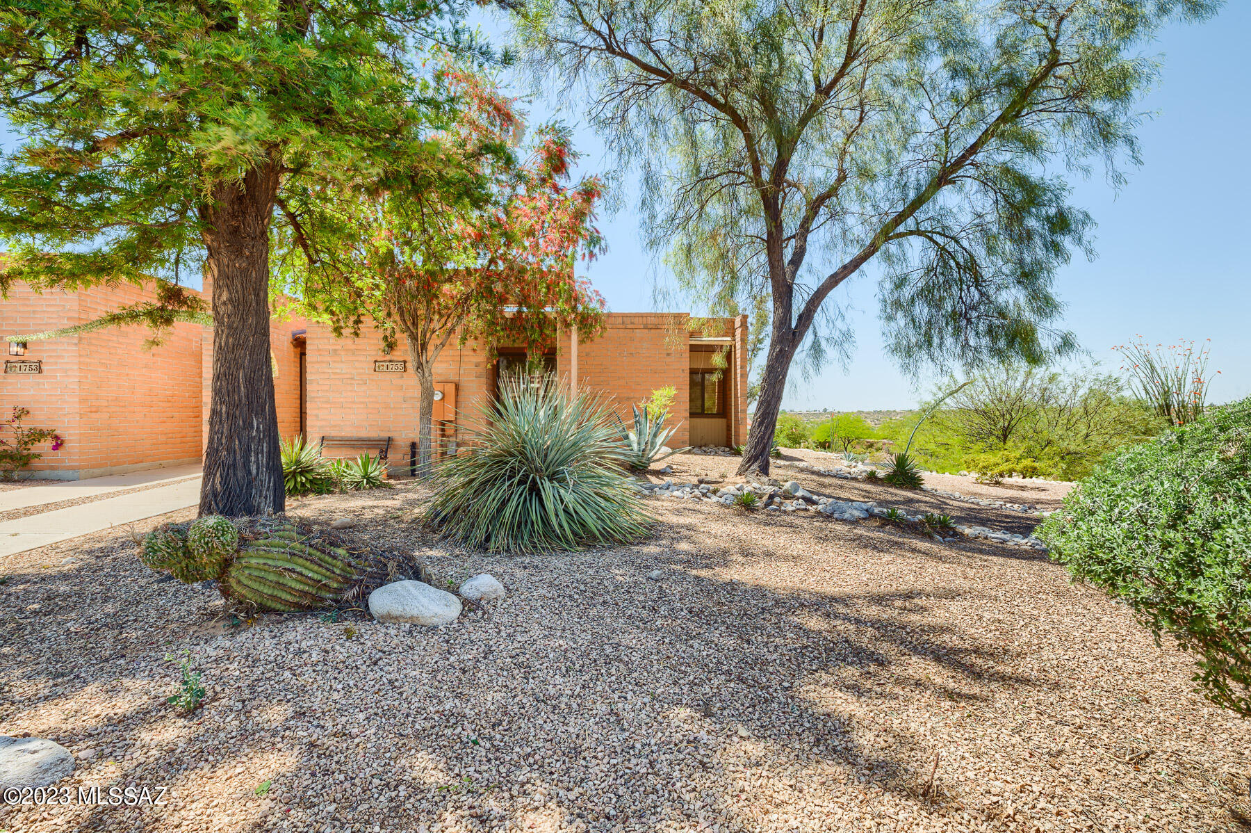 1755 W Dalehaven Circle