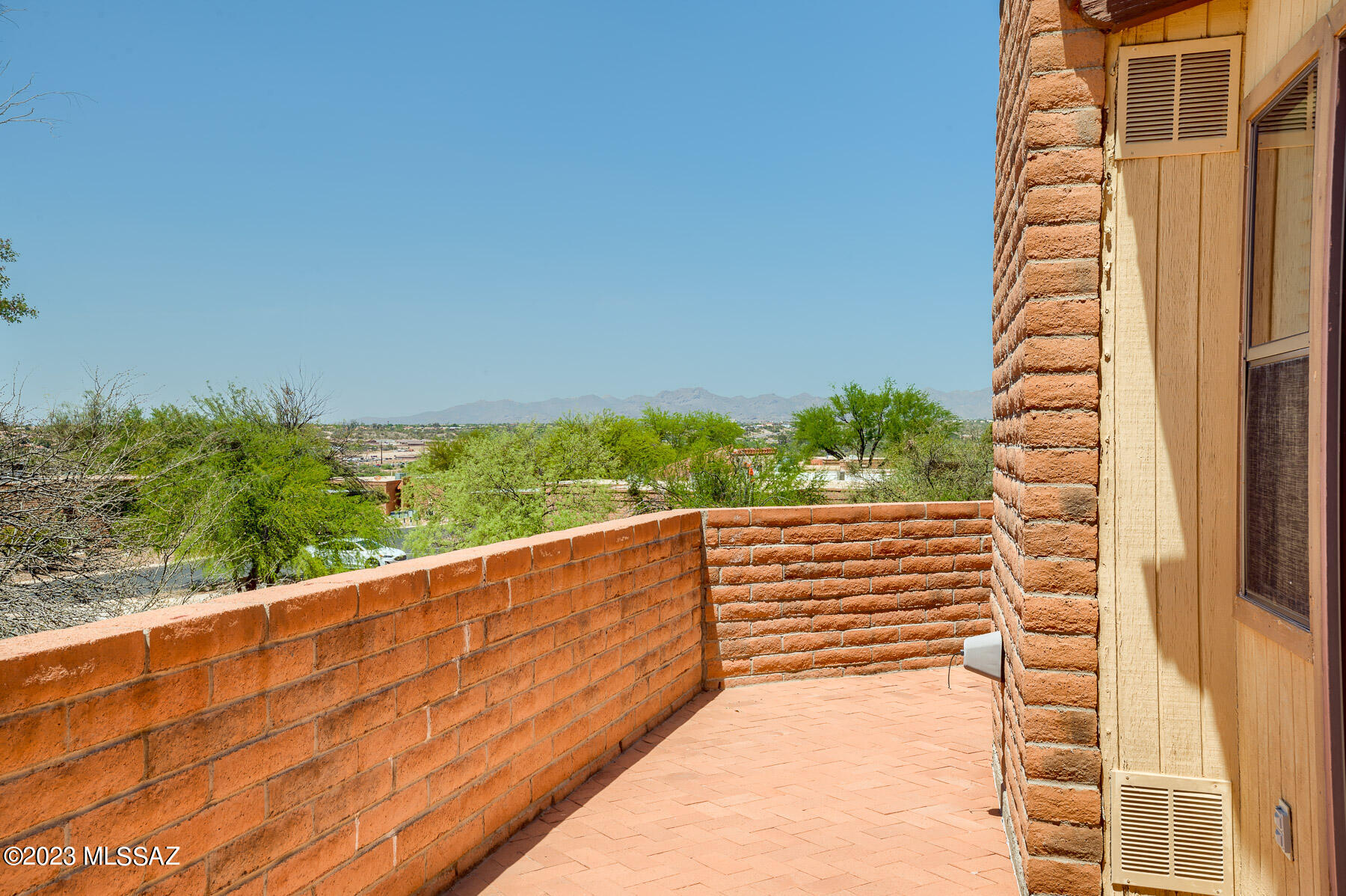 1755 W Dalehaven Circle