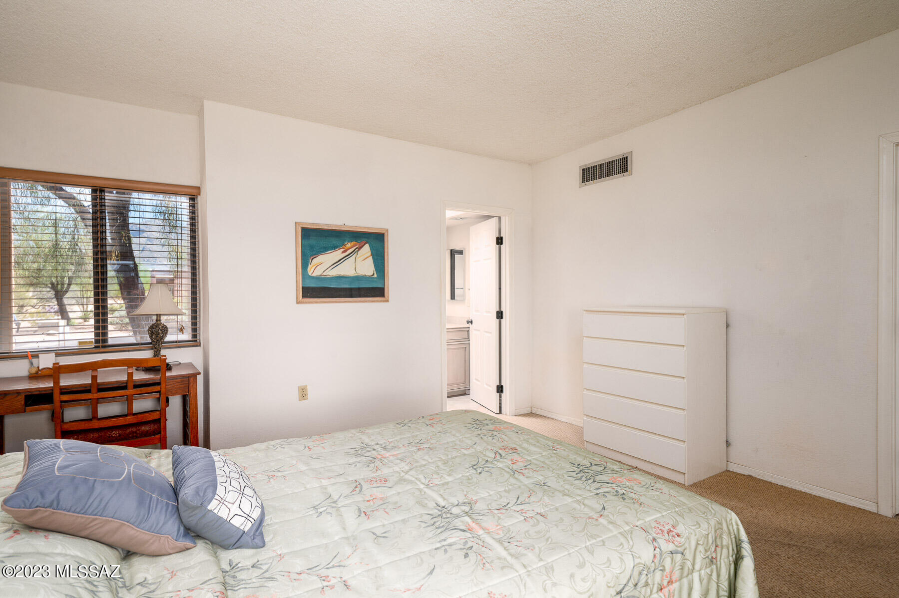 1755 W Dalehaven Circle