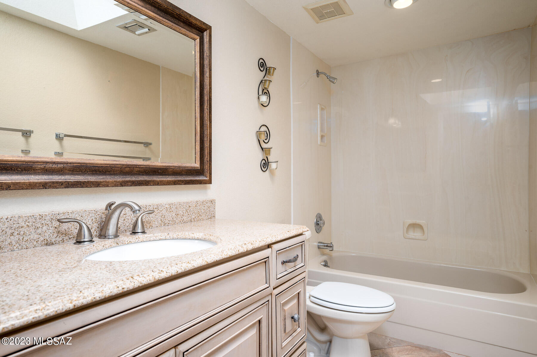 1755 W Dalehaven Circle