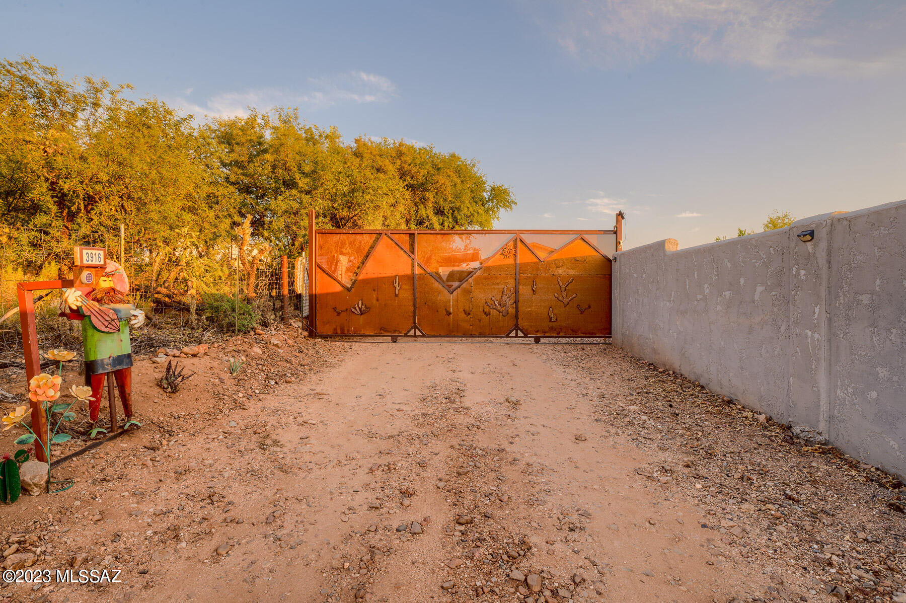 3916 E Coronado Sunset Drive