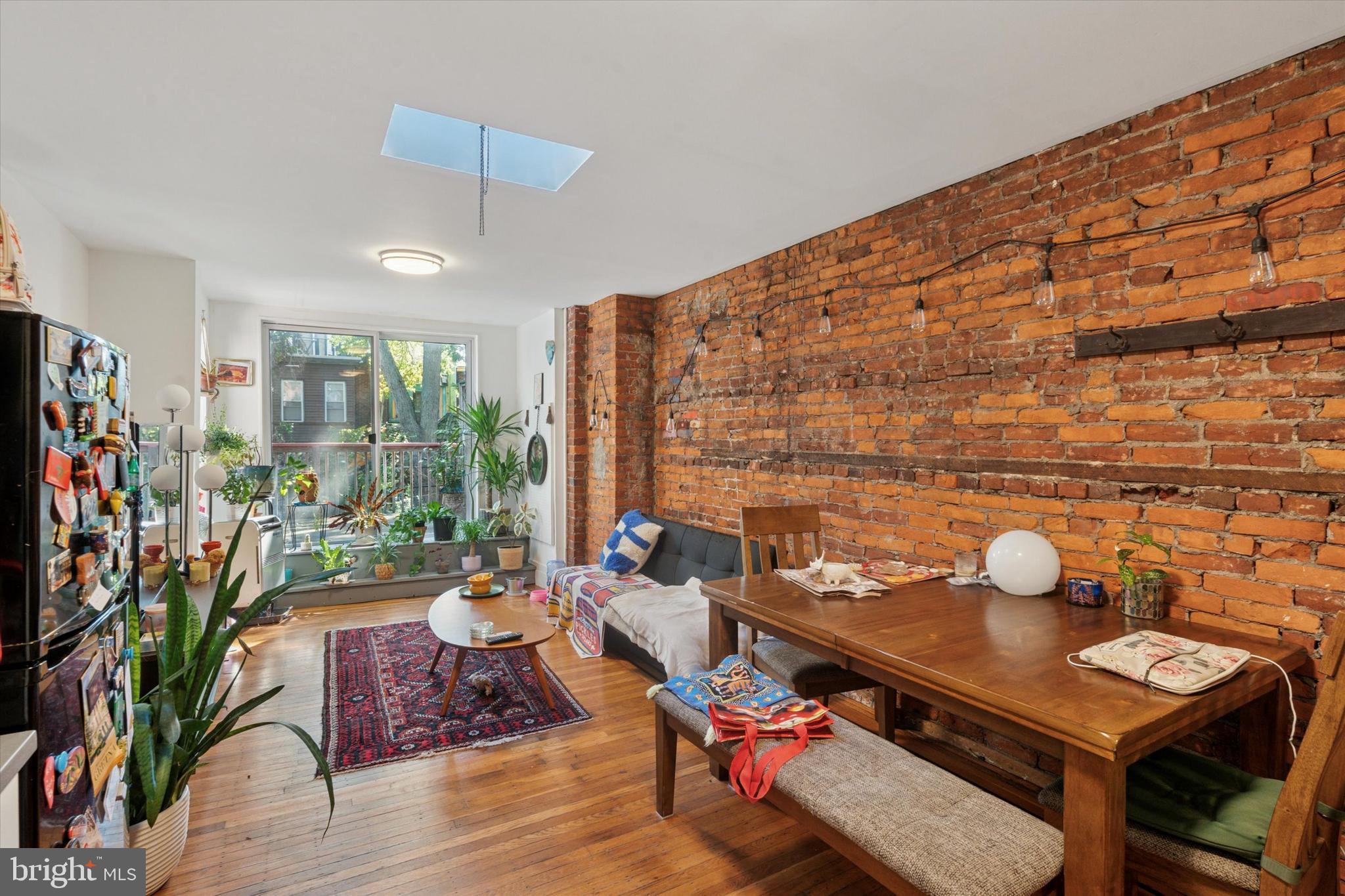 3816 SPRING GARDEN STREET
