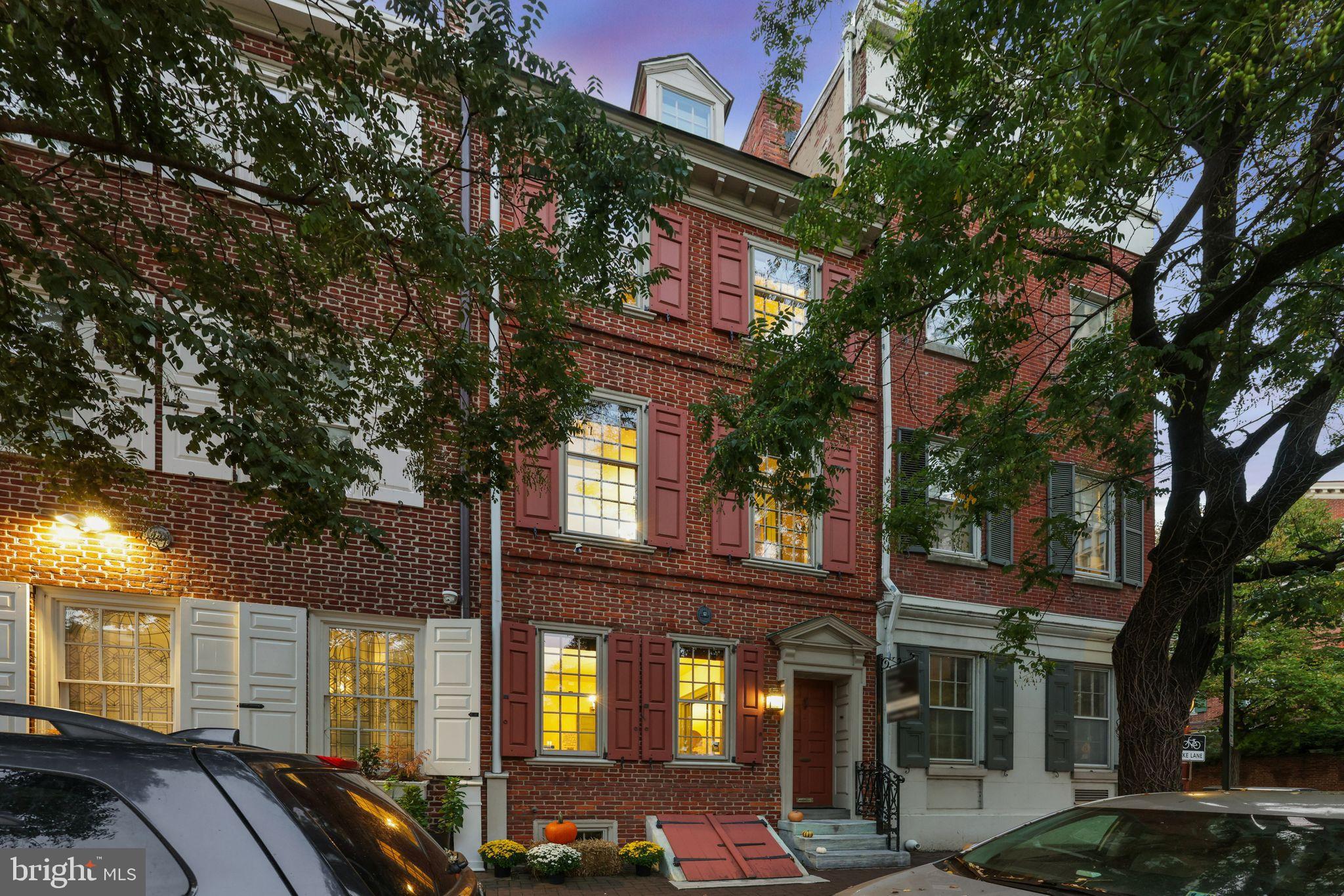 302 S 2ND STREET