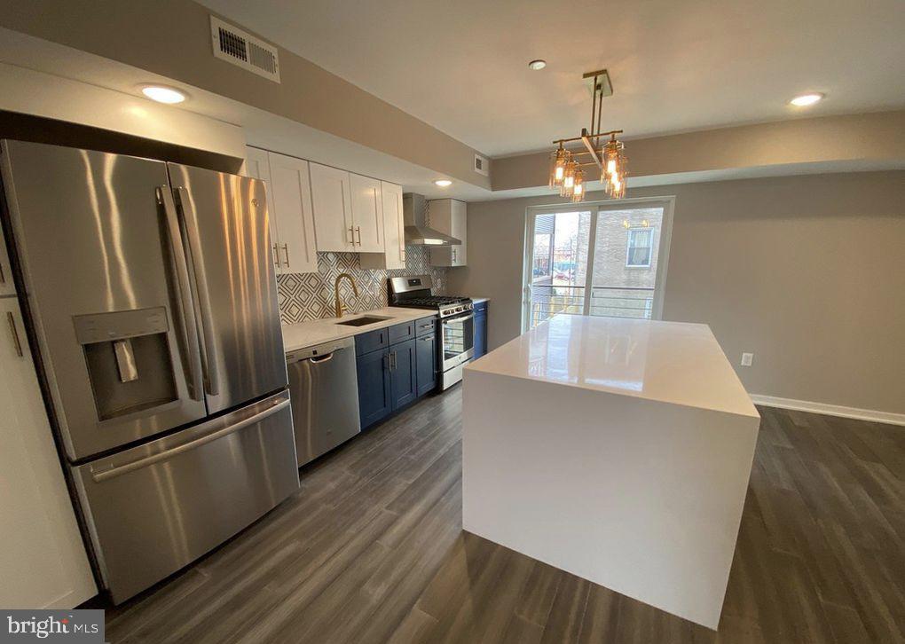 765 N UBER STREET 2