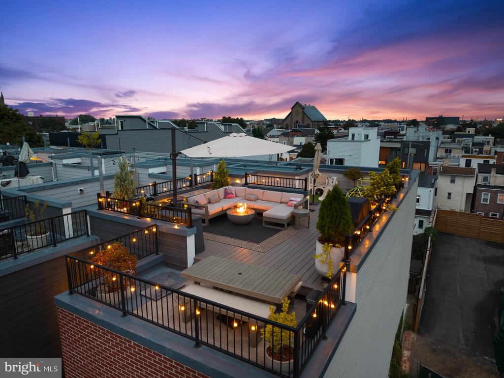 1313 E MONTGOMERY AVENUE Unit: 1