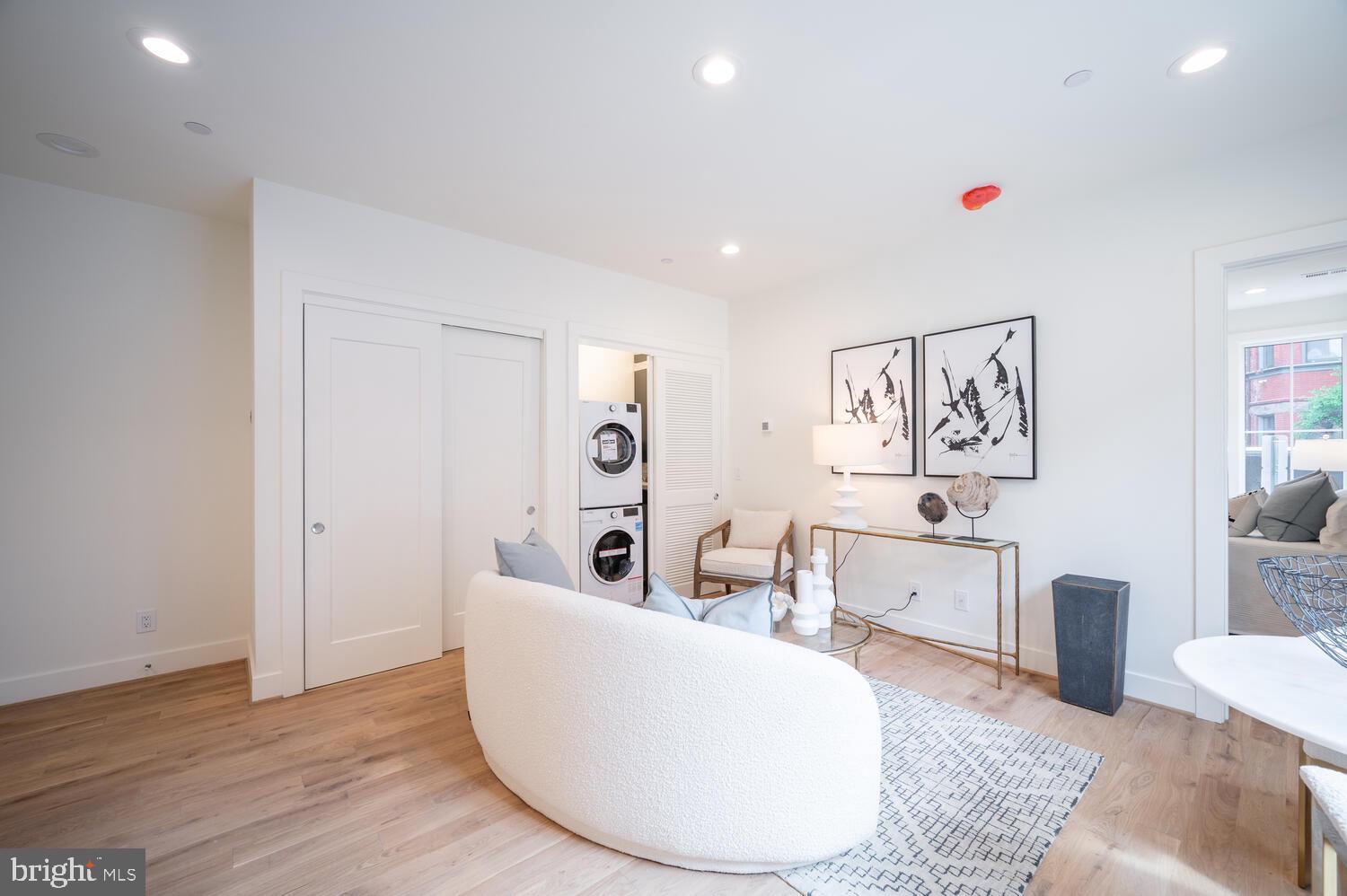 1775 Swann St NW #101