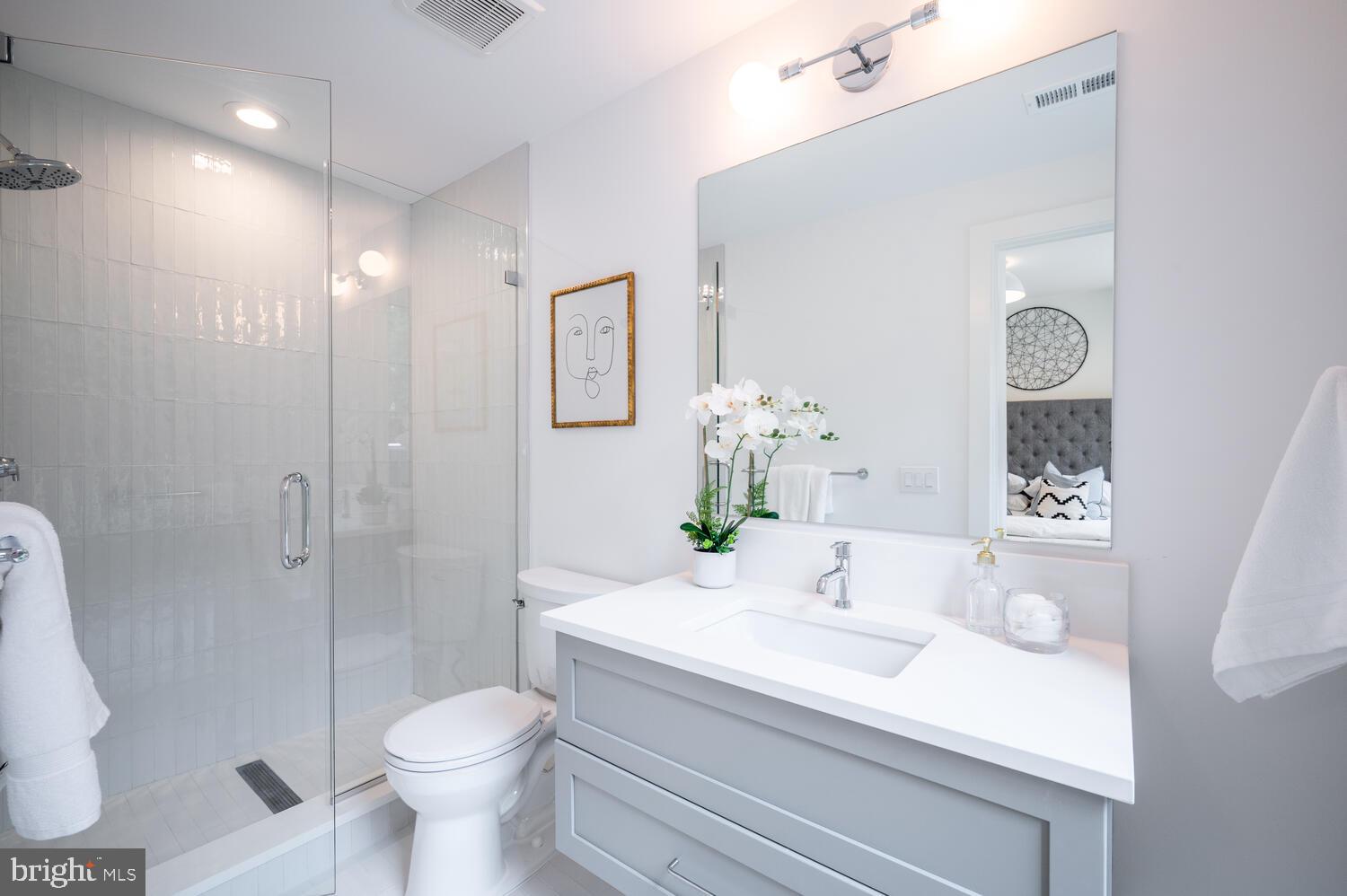 1775 Swann St NW #101