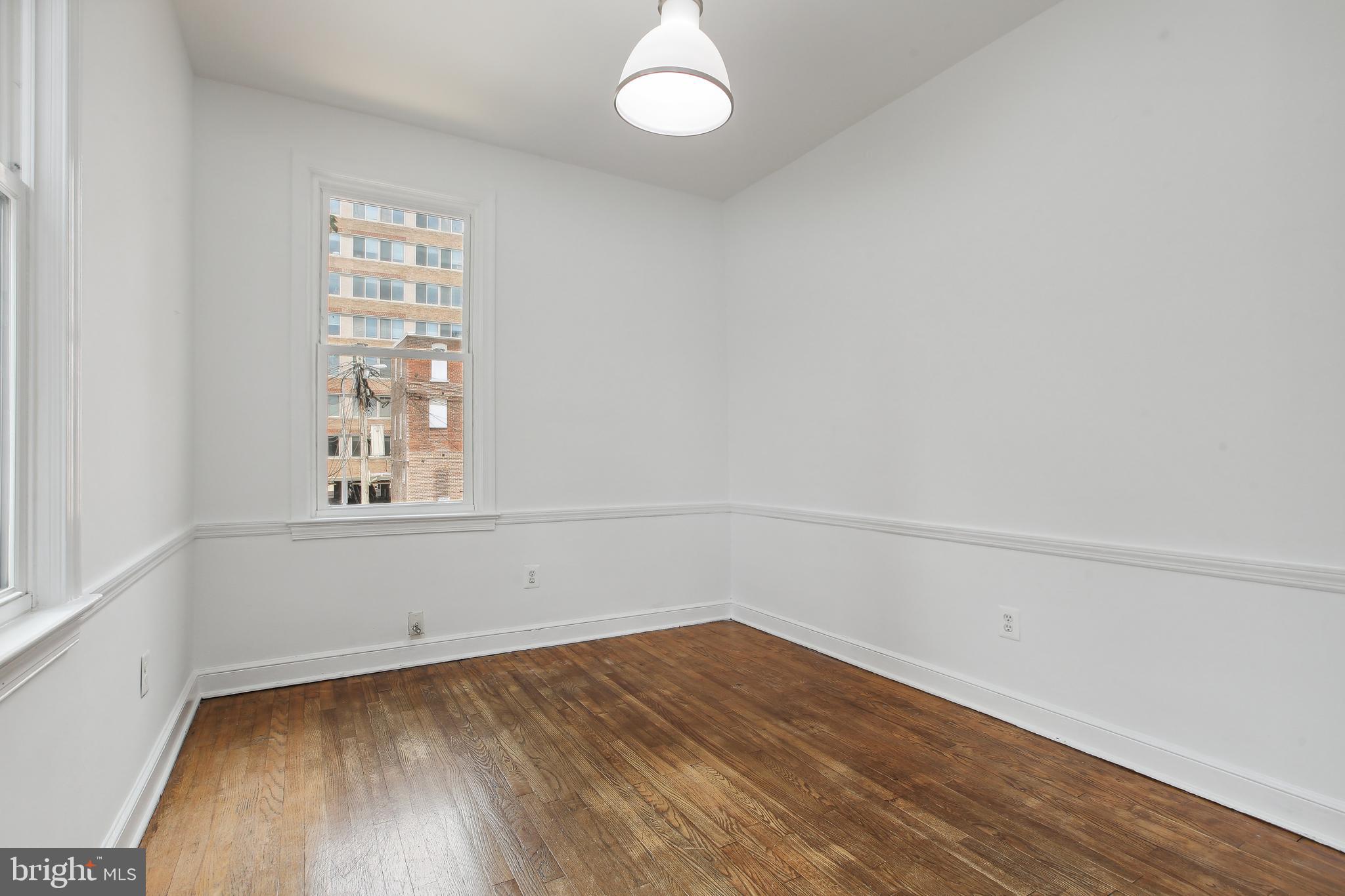 2431 I St NW