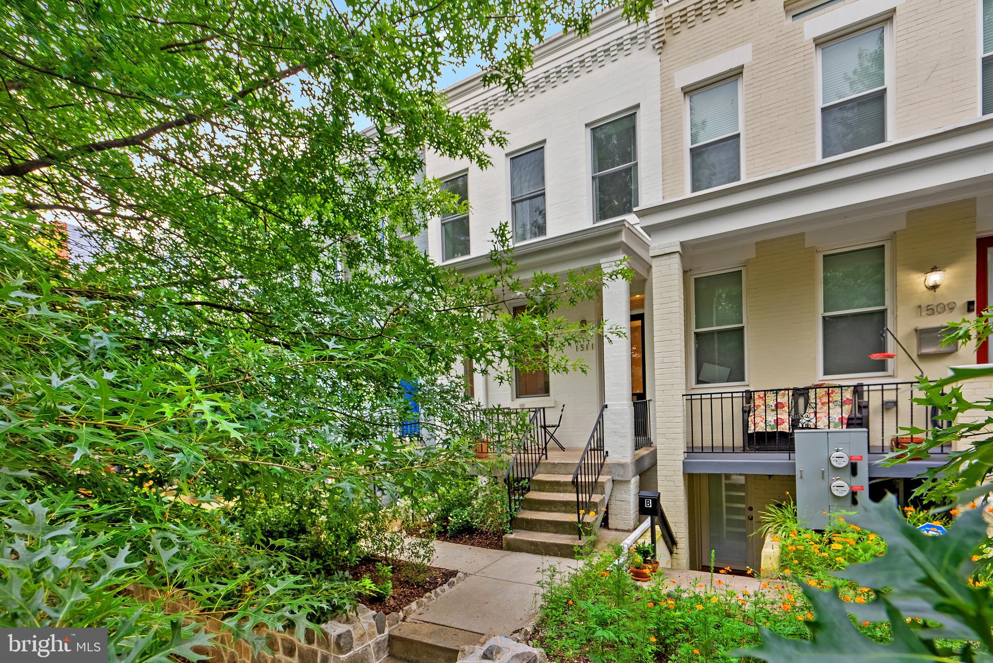 1511 A St SE