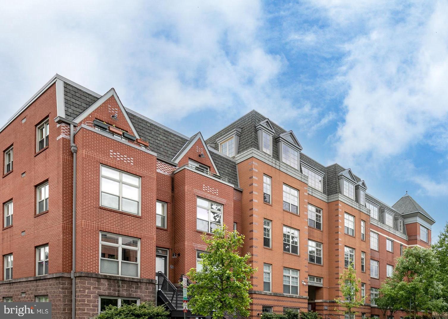 150 V St NW #V305