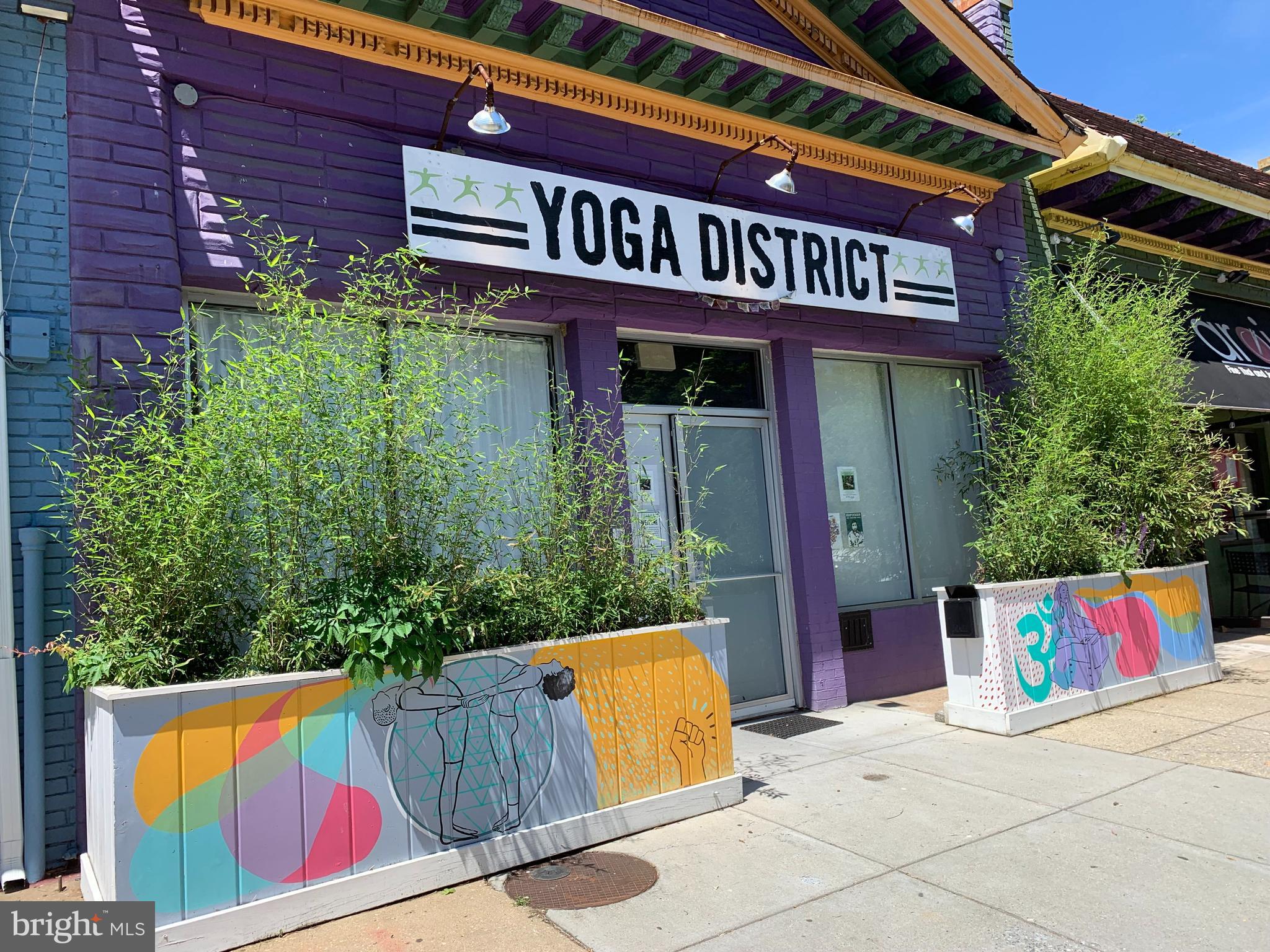 150 V St NW #V305