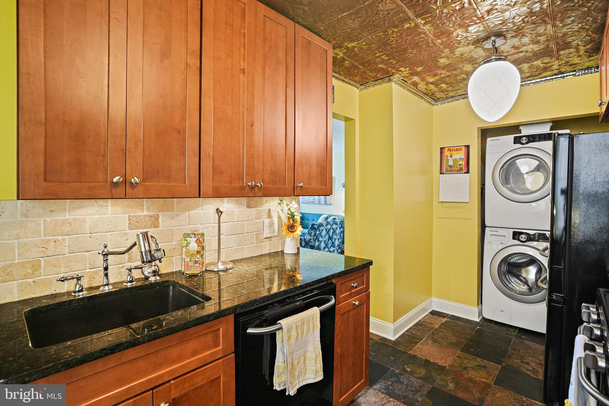1316 New Hampshire Ave NW #708