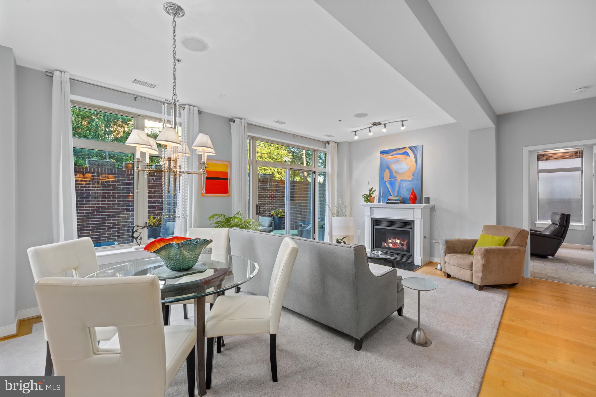 4025 Connecticut Ave NW #103