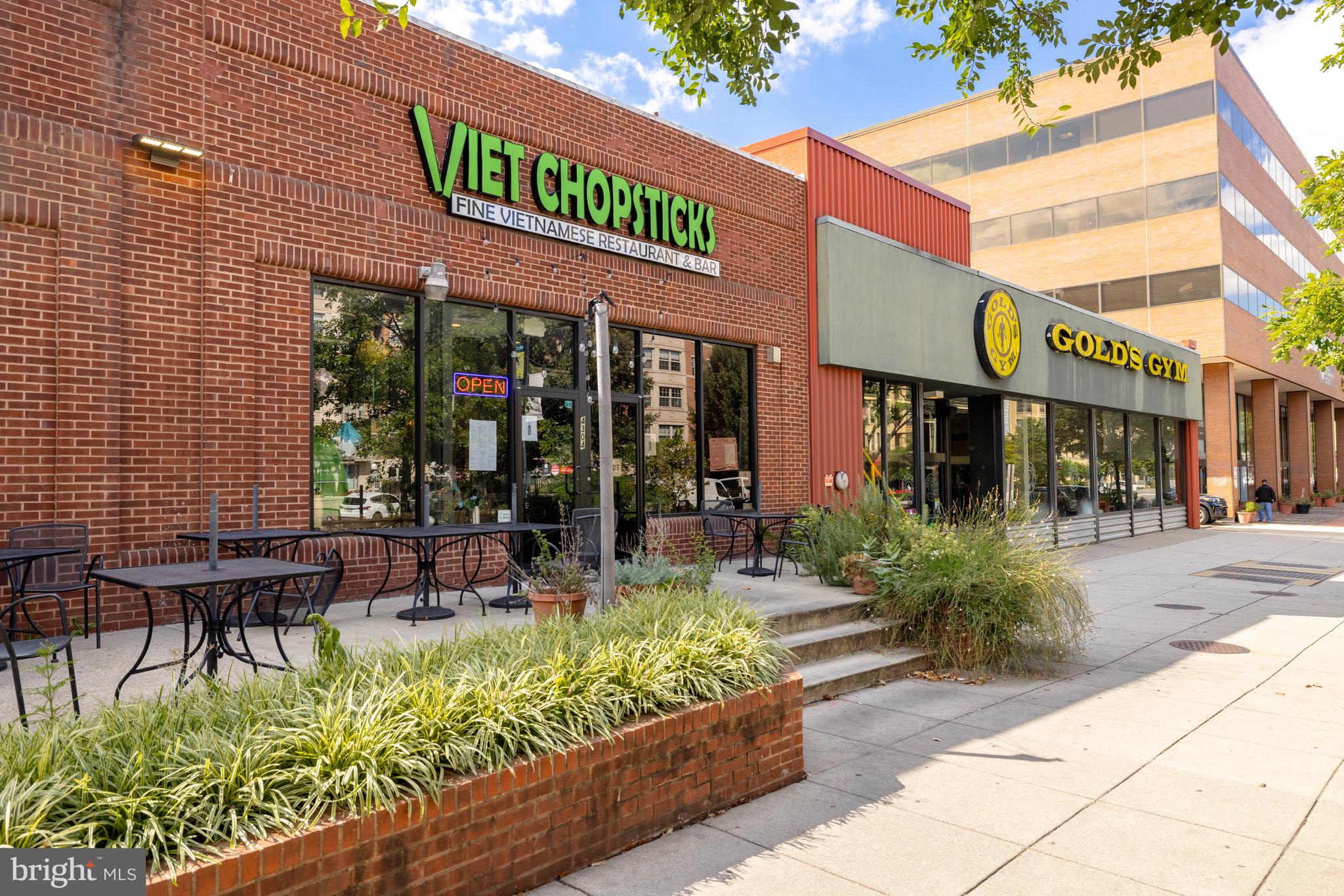 4025 Connecticut Ave NW #103