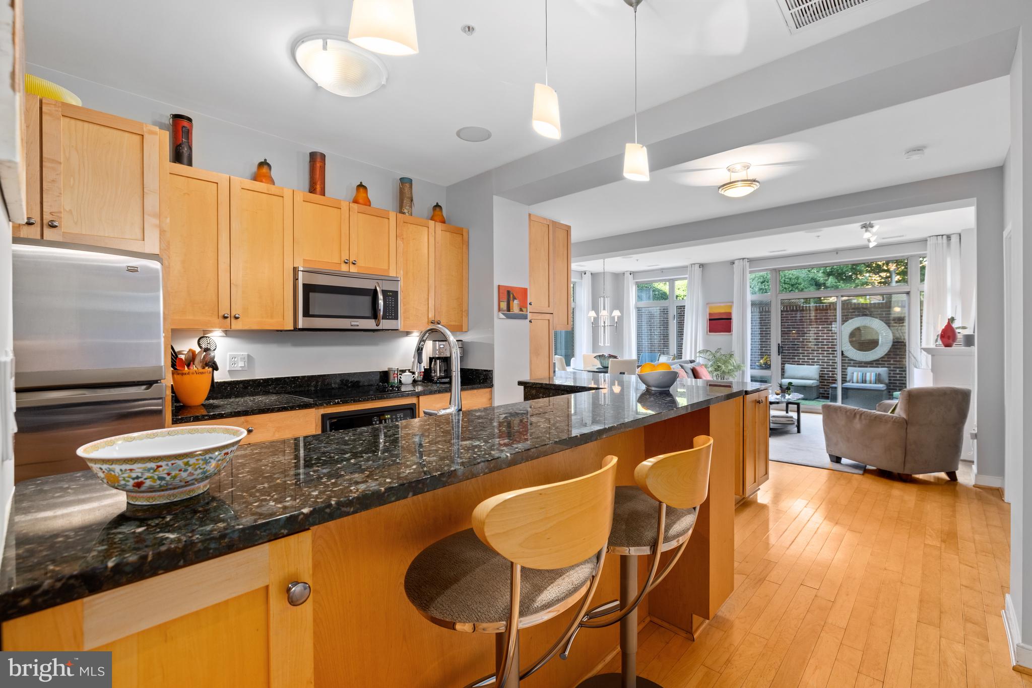 4025 Connecticut Ave NW #103