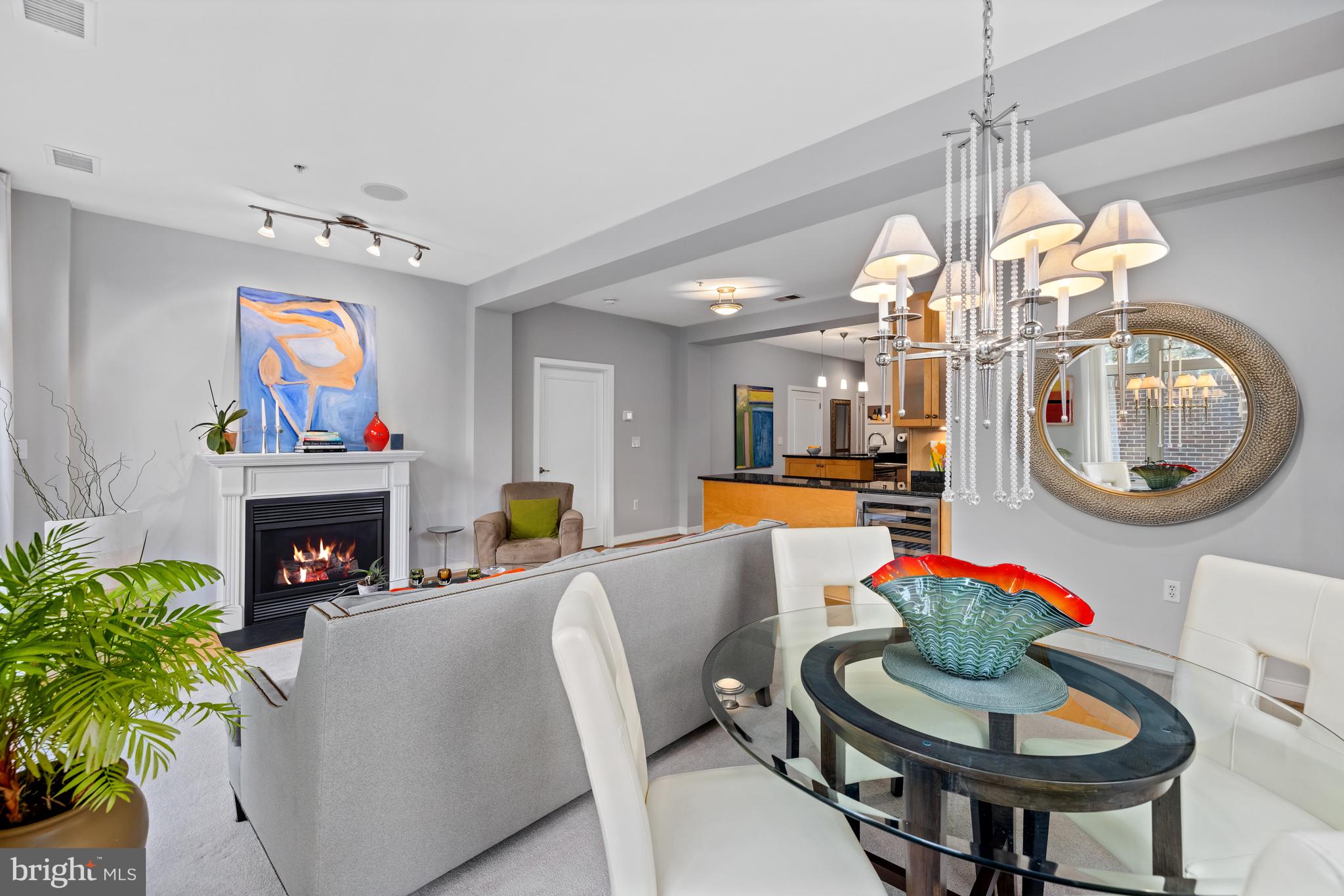 4025 Connecticut Ave NW #103