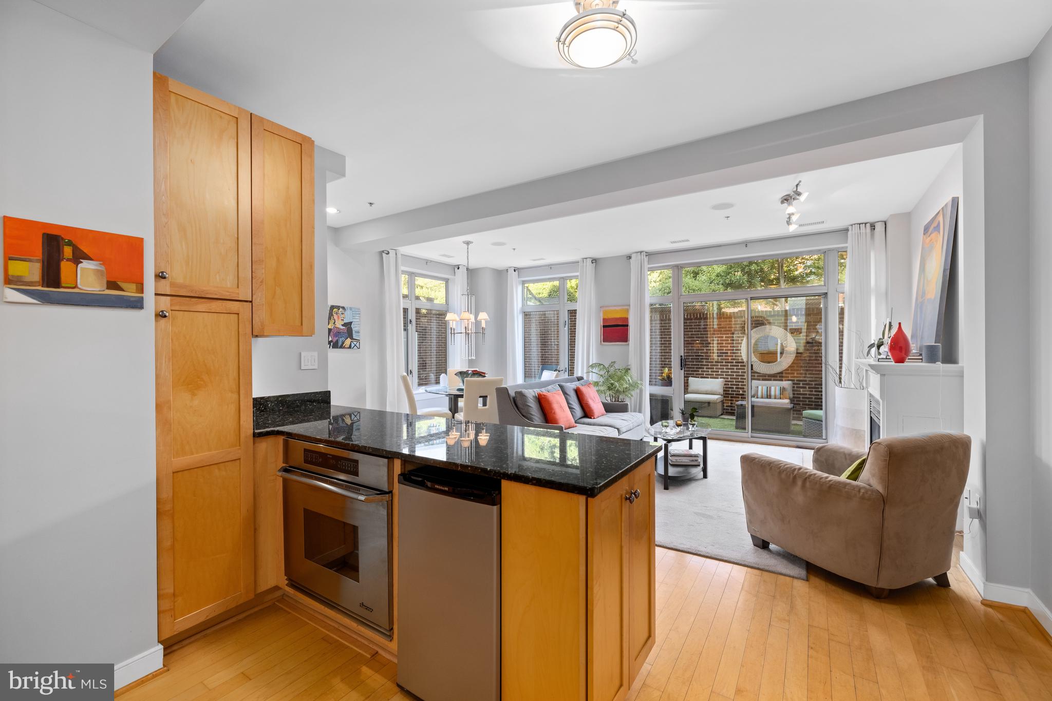 4025 Connecticut Ave NW #103