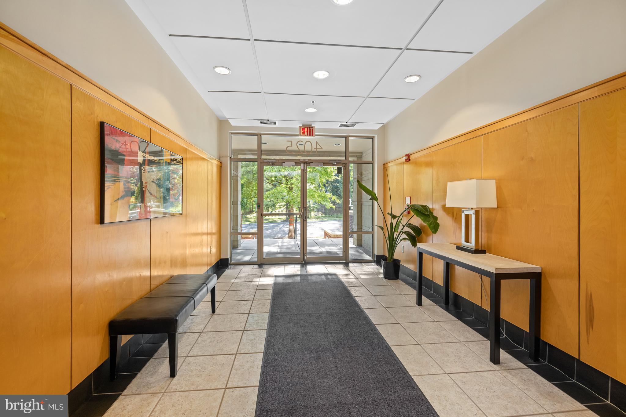 4025 Connecticut Ave NW #103